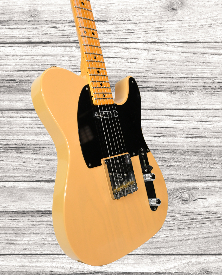 fender-custom-shop-52-deluxe-closet-classic-maple-neck-nocaster-blonde_641c65e71b563.jpg