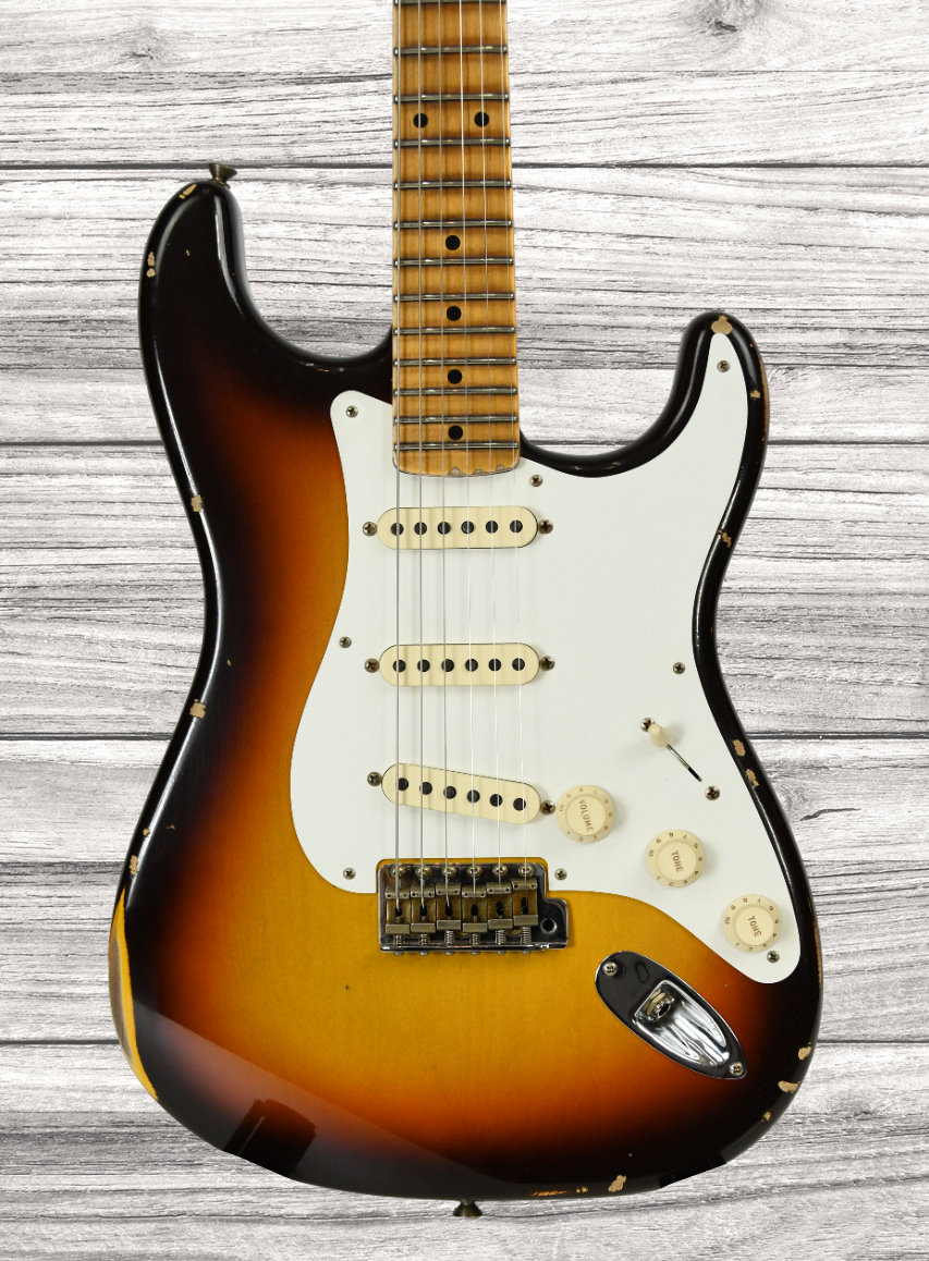 fender-custom-shop-58-strat-relic-faded-aged-3-color-sunburst_65e867a7cdbd6.jpg