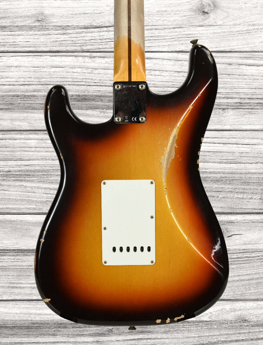 fender-custom-shop-58-strat-relic-faded-aged-3-color-sunburst_65e867b822b87.jpg