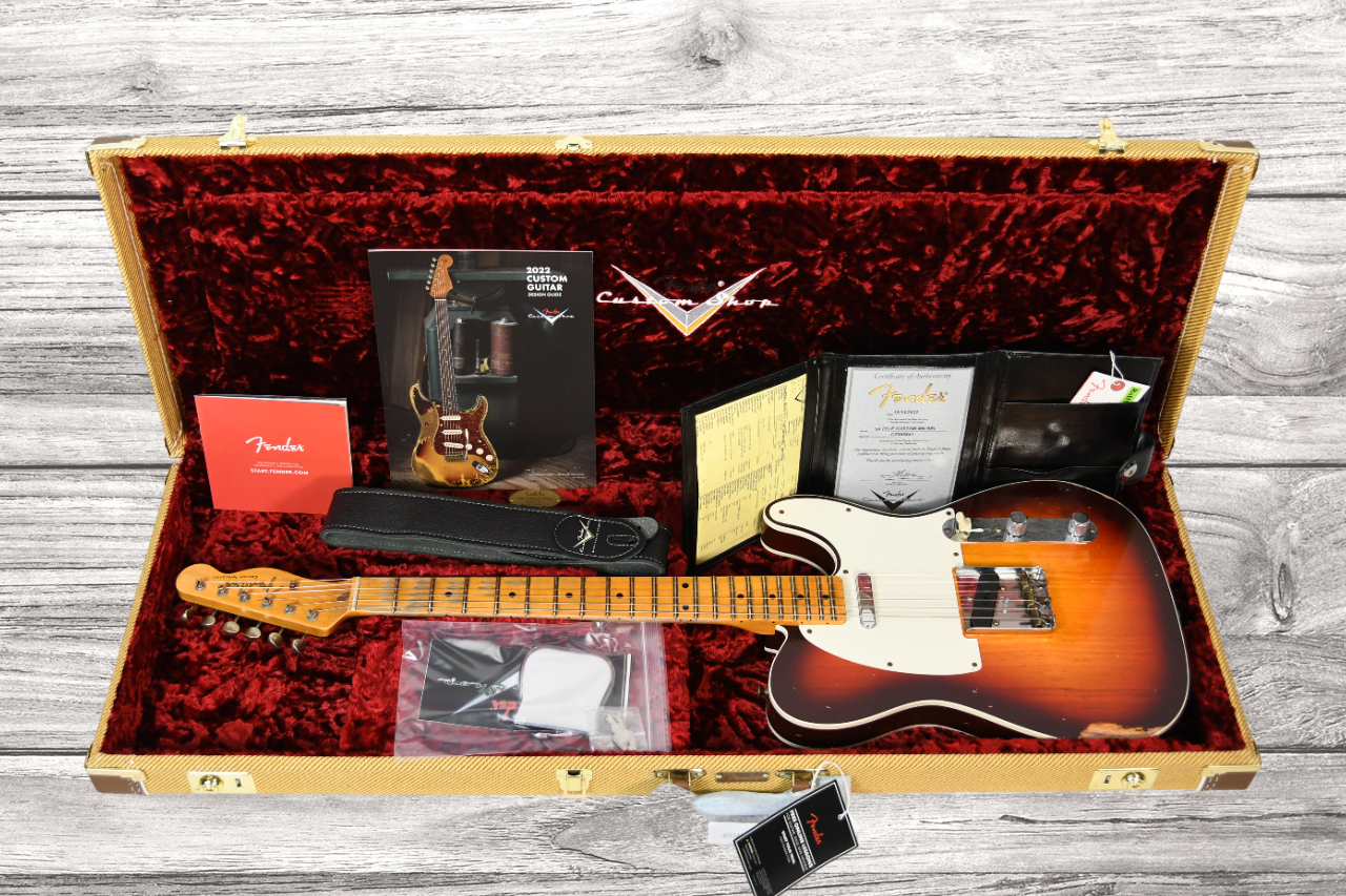 fender-custom-shop-59-telecaster-custom-relic-maple-neck-wide-fade-chocolate-3-colour-sunburst_641c7c19e0b8d.jpg