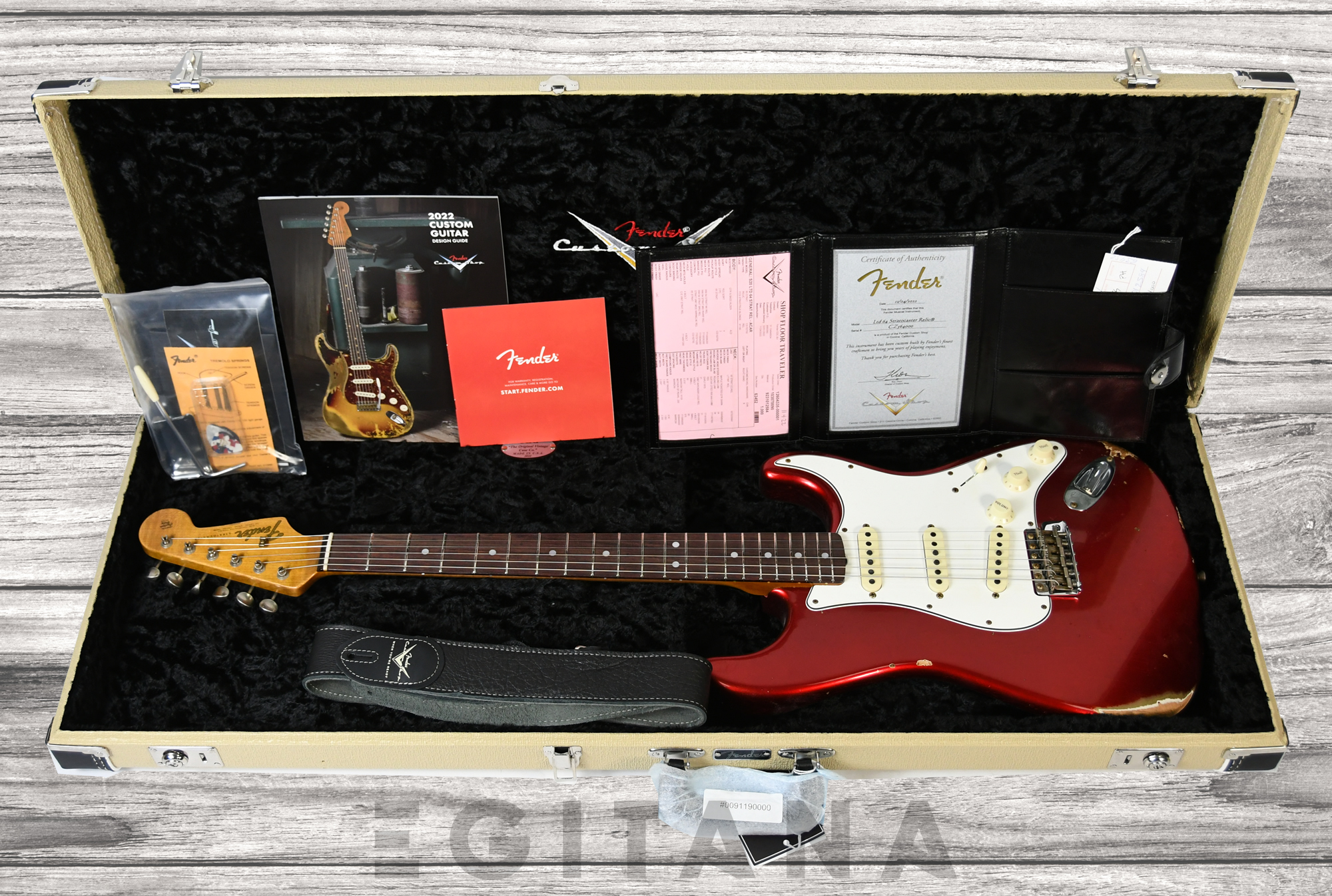 fender-custom-shop-64-relic-aged-candy-apple-red_6398b9fe3ab1f.jpg