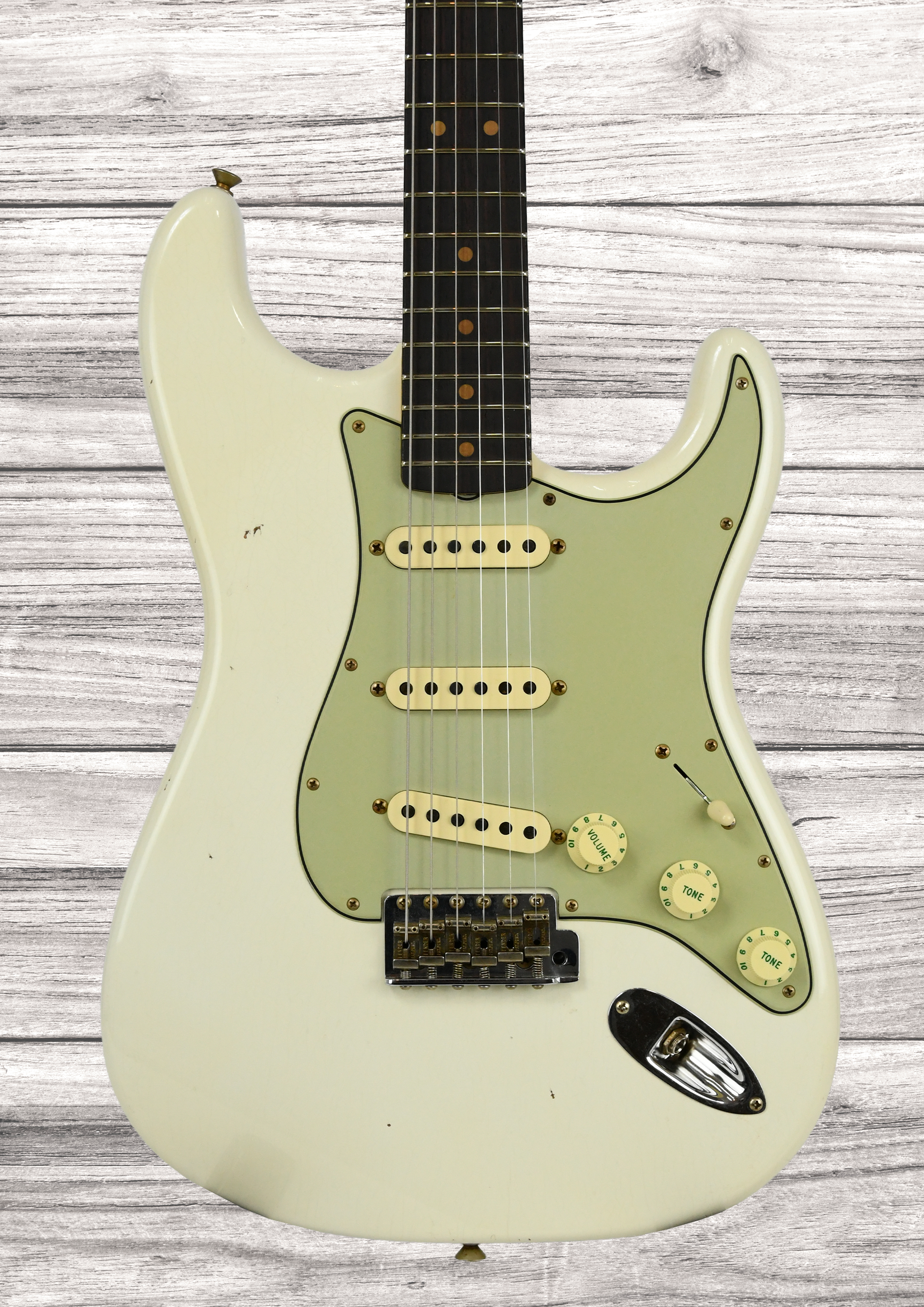 fender-custom-shop-64-stratocasterjourneyman-relic-aged-olympic-white_6931a3421258f.png