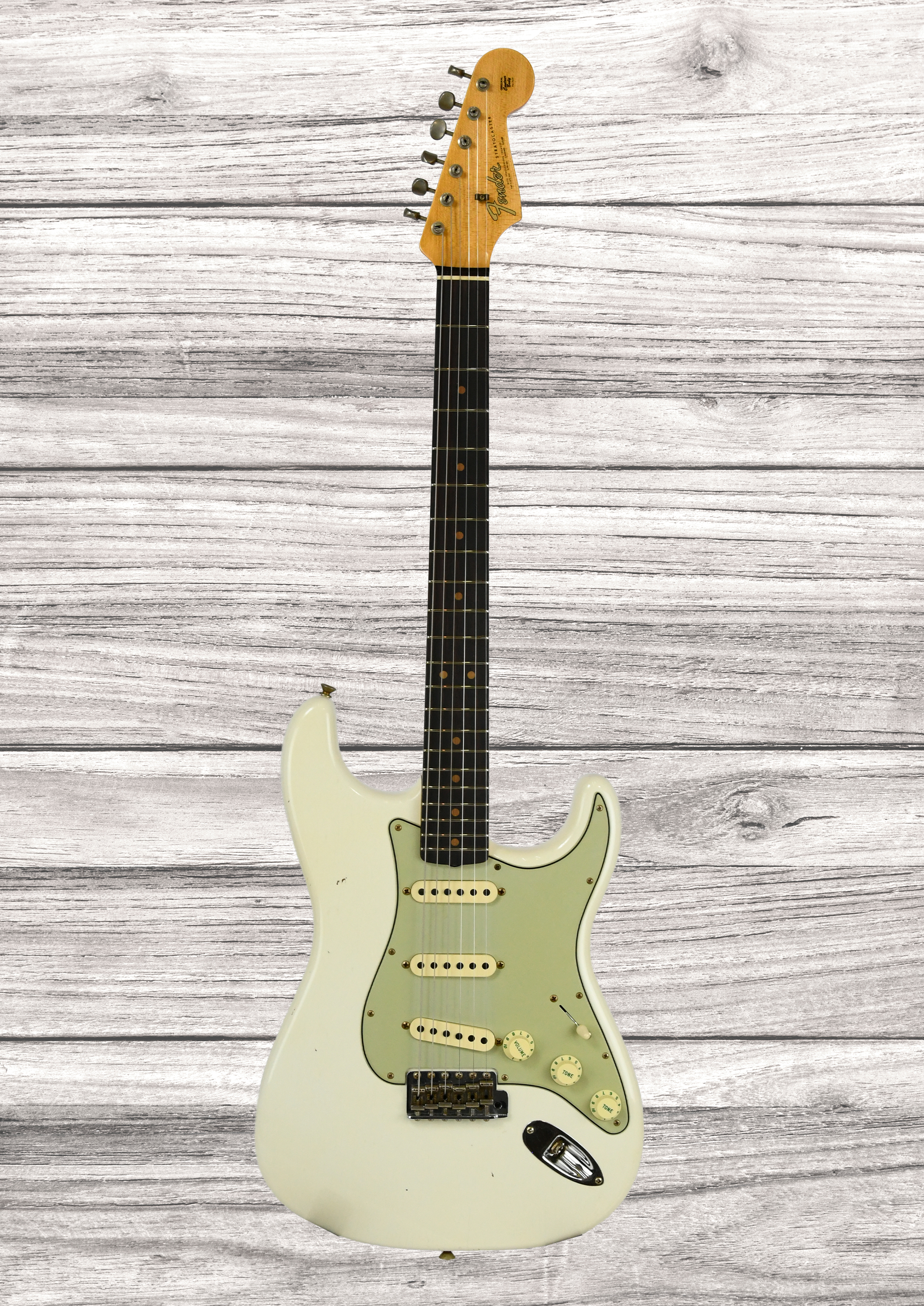fender-custom-shop-64-stratocasterjourneyman-relic-aged-olympic-white_6931a3480e167.jpg