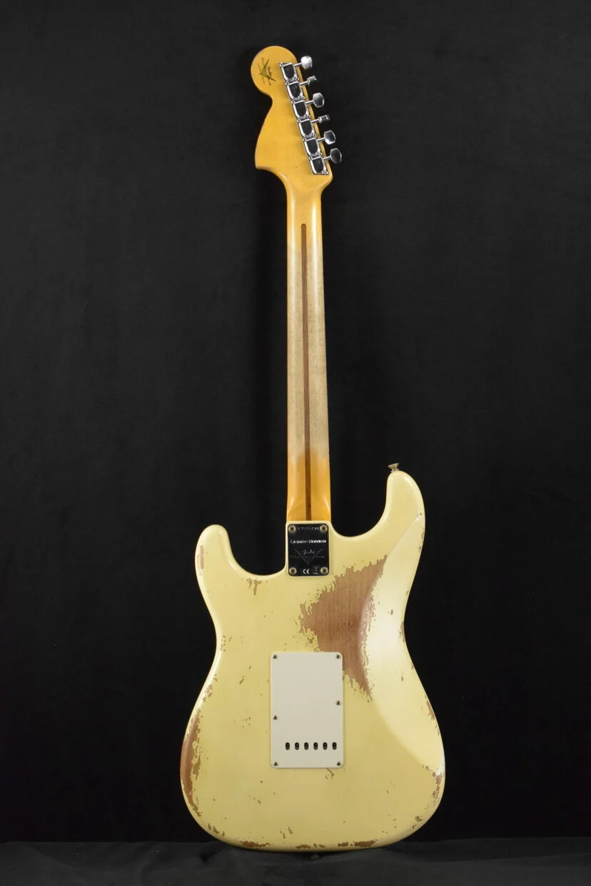 fender-custom-shop-69-stratocaster-heavy-relic-aged-vintage-white_66ec1bbf440a1.jpg