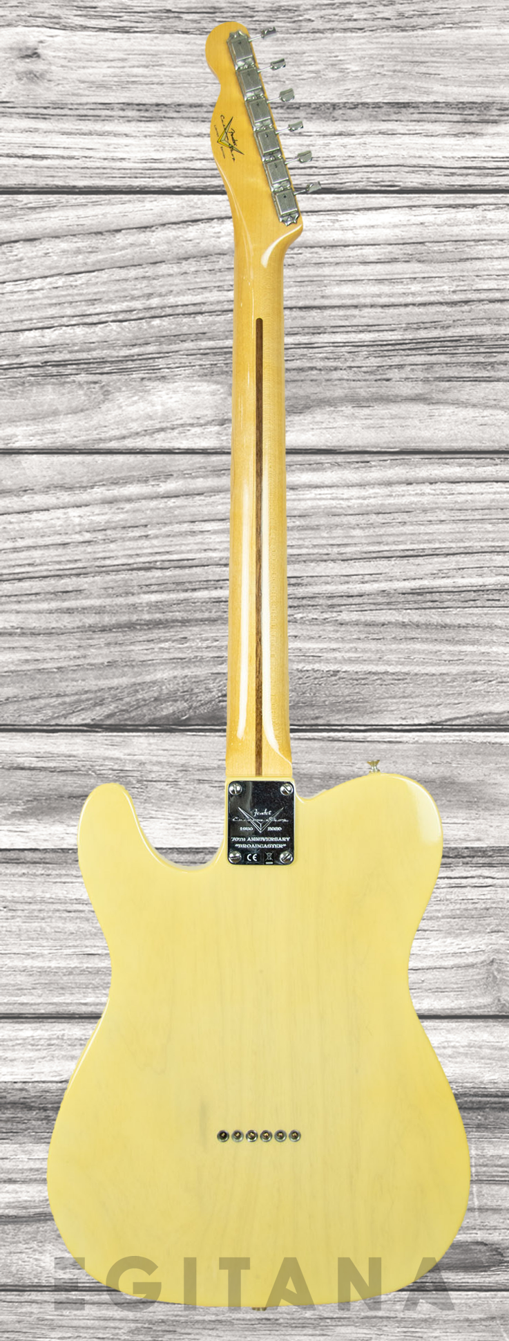 fender-custom-shop-70th-anniversary-broadcaster-time-capsule-finish_610038cb05620.png