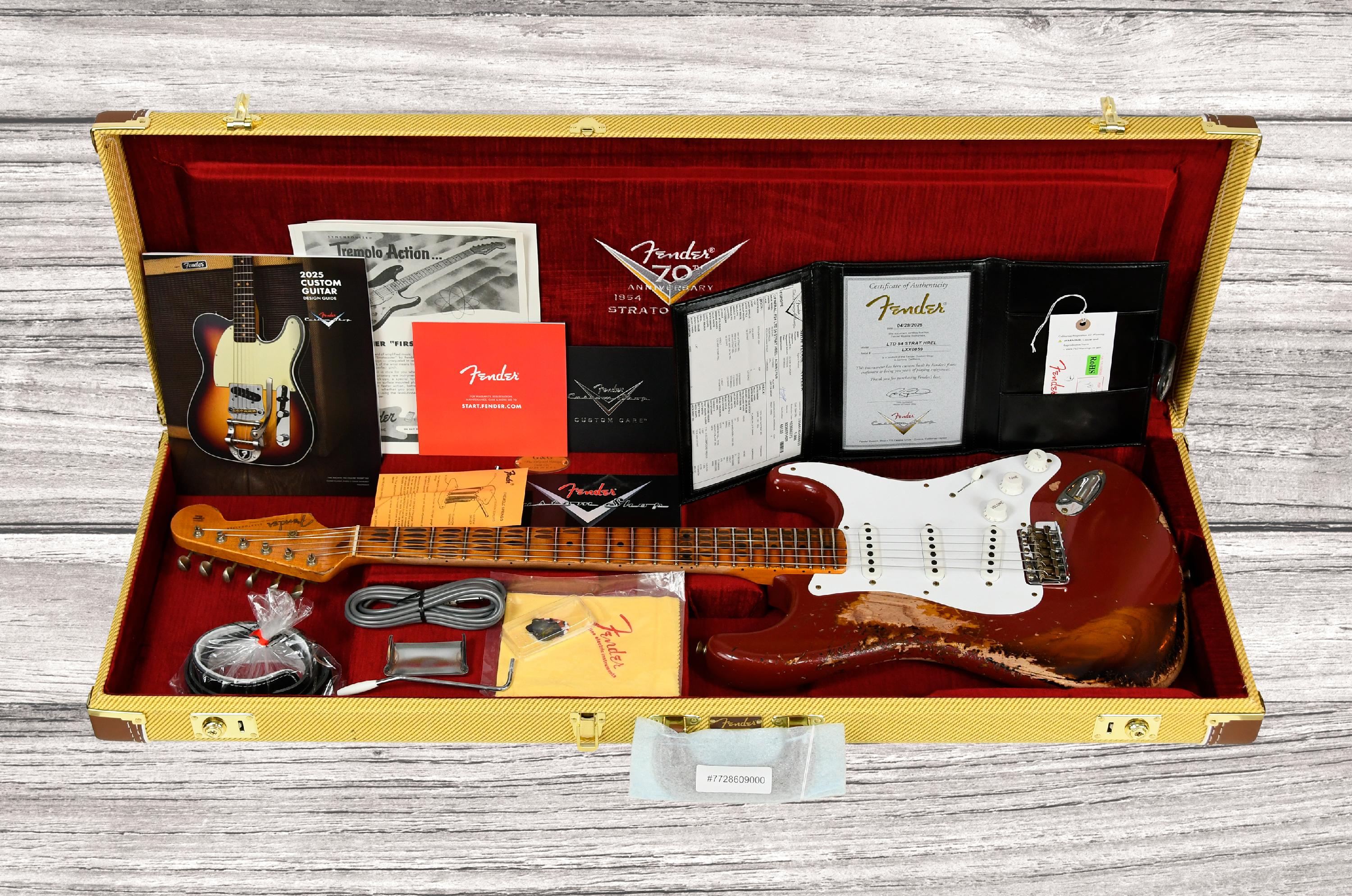 fender-custom-shop-limited-edition-54-strat-super-heavy-relic-acmr-2tsb_68b16eab06385.jpg