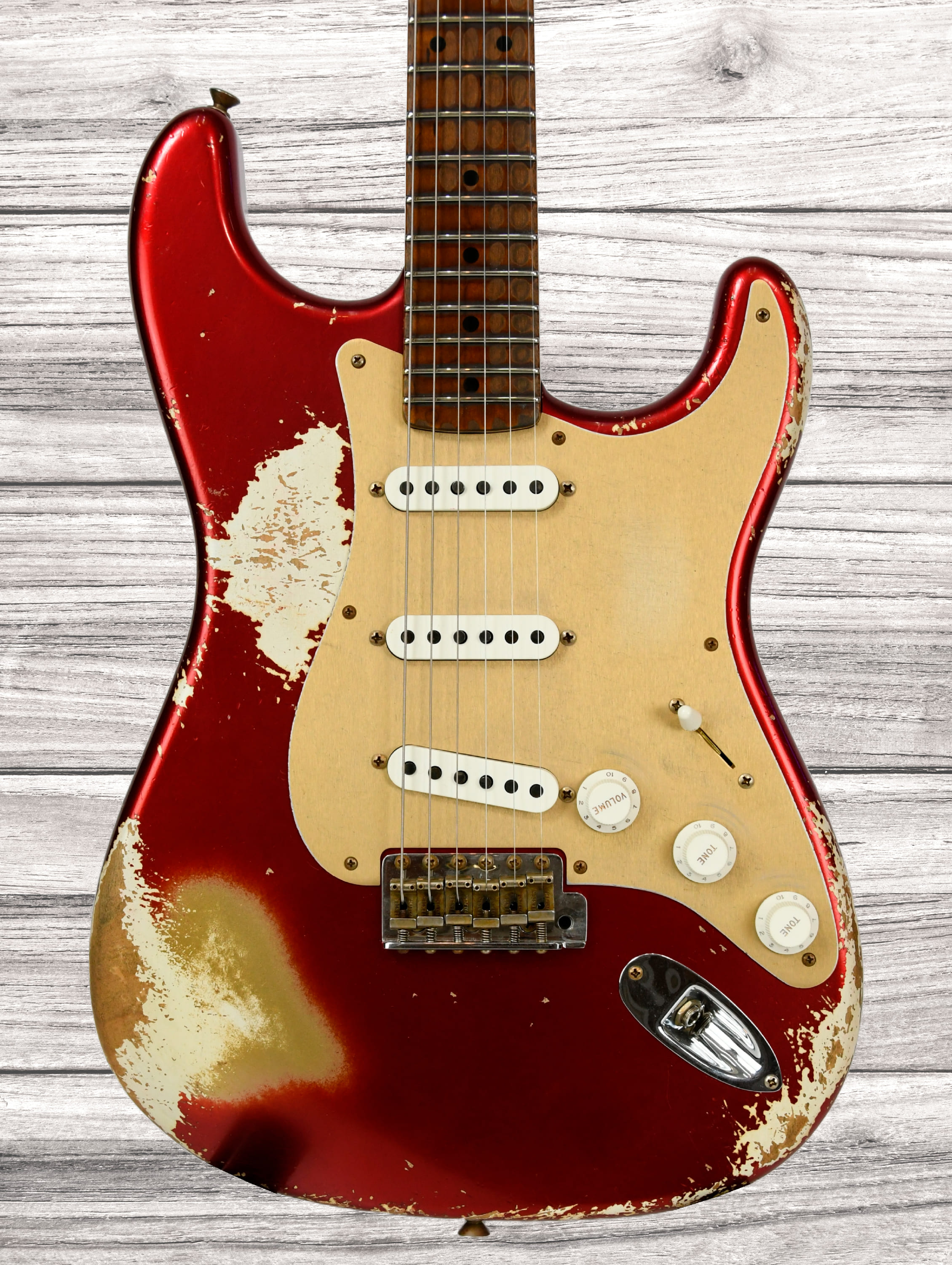 fender-custom-shop-limited-edition-56-strat-maple-neck-super-heavy-relic-candy-apple-red_6887a9f5d26c2.jpg