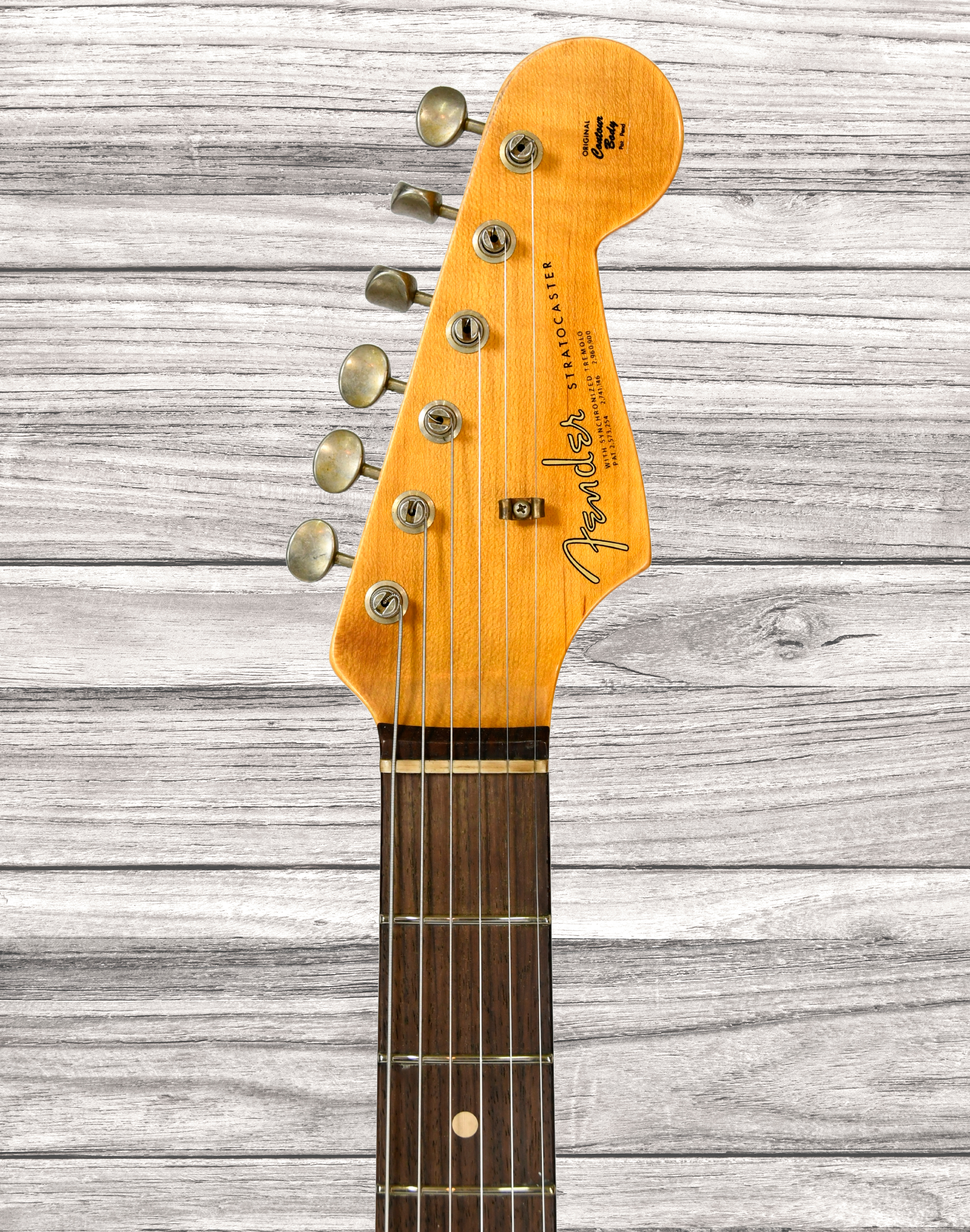 fender-custom-shop-limited-edition-56-strat-maple-neck-super-heavy-relic-candy-apple-red_68b05dfe78575.jpg
