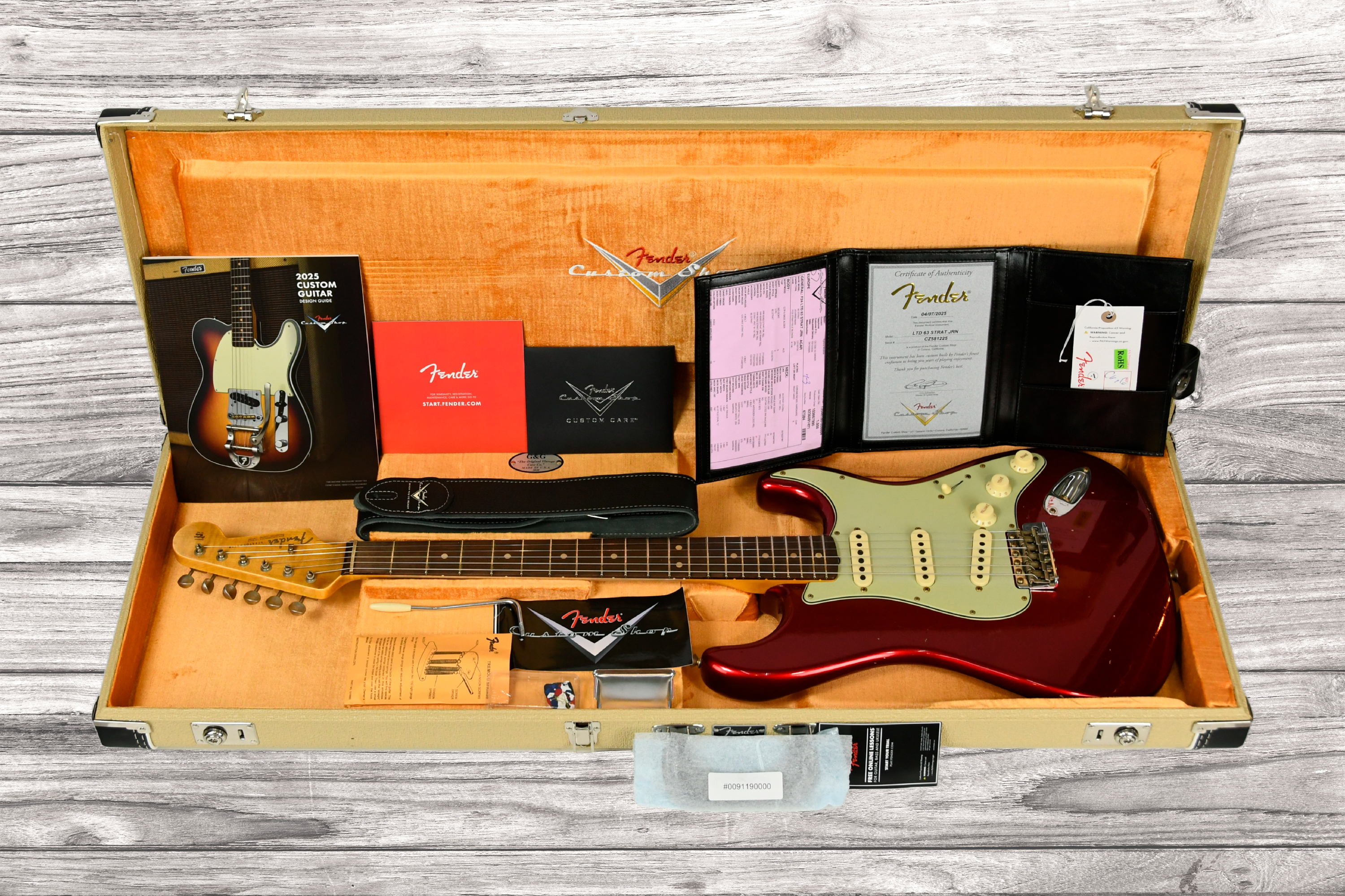 fender-custom-shop-limited-edition-56-strat-maple-neck-super-heavy-relic-candy-apple-red_68b05e0c03d1e.jpg