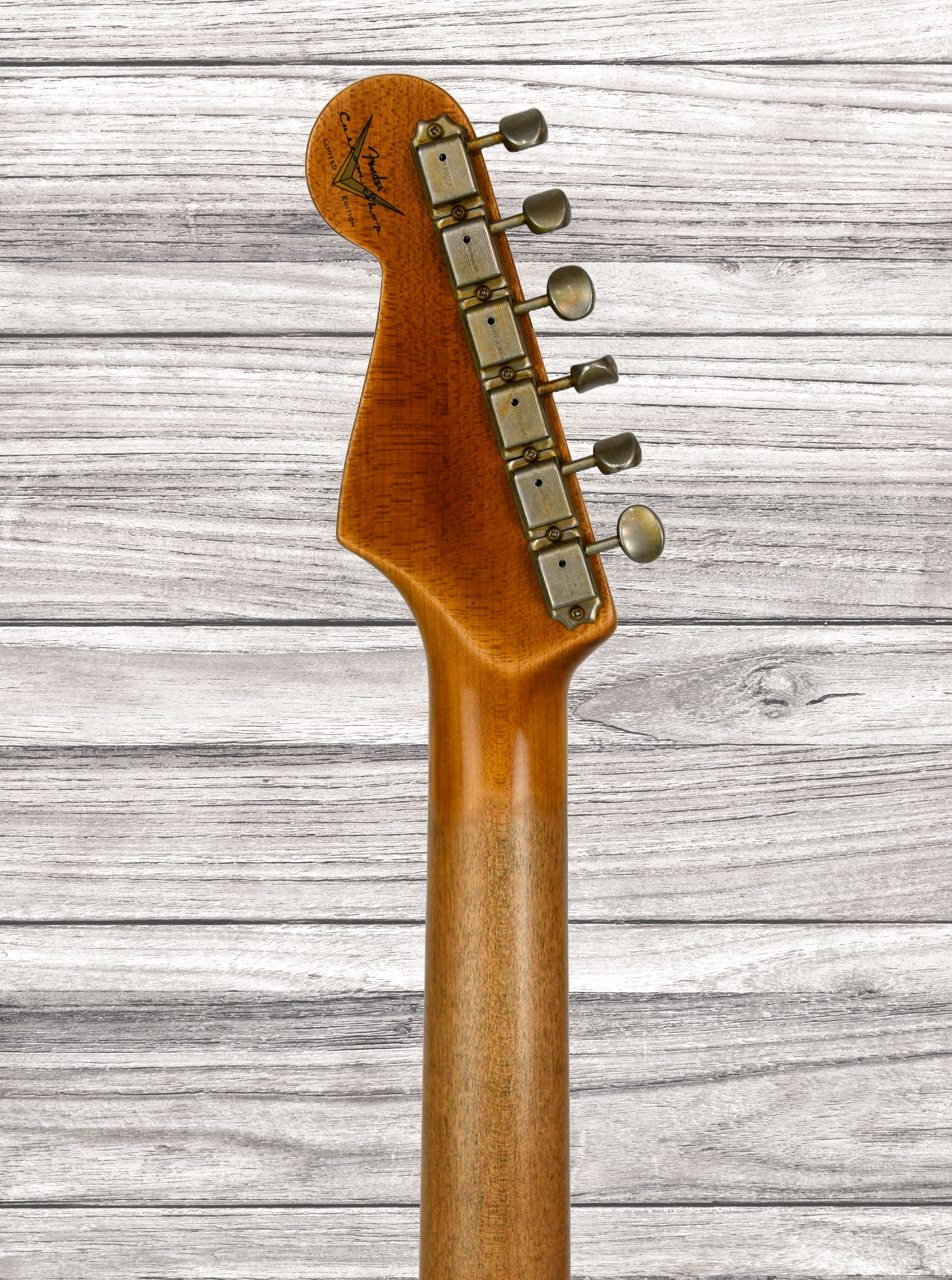fender-custom-shop-limited-edition-59-stratocaster-heavy-relic-aged-ocean-turquoise_681e36597ec0e.jpg
