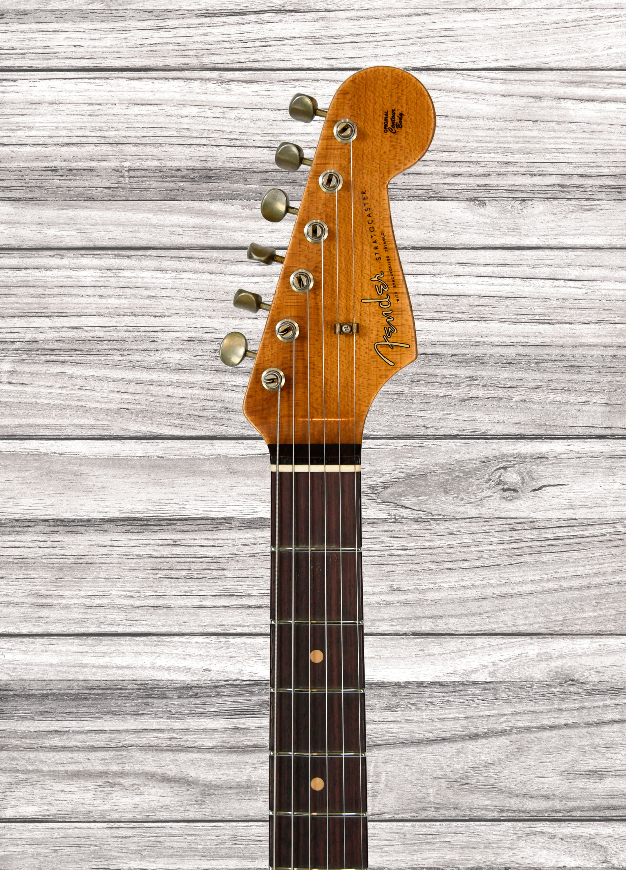 fender-custom-shop-limited-edition-59-stratocaster-heavy-relic-aged-ocean-turquoise_681e365e19888.jpg