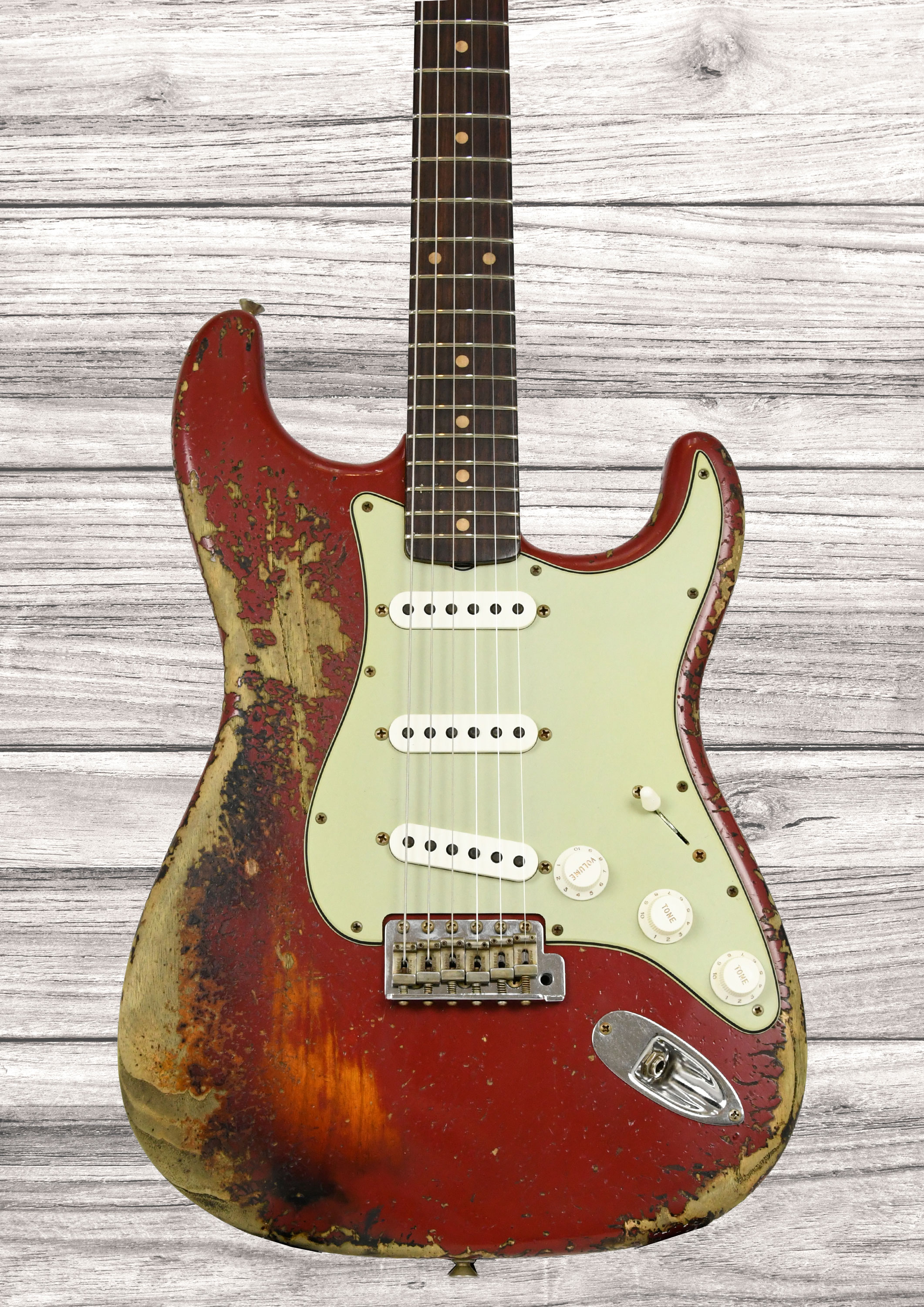 fender-custom-shop-limited-edition-61-stratocaster-super-heavy-relic-3tsb-dakota-red_6a1ff6000c385.jpg