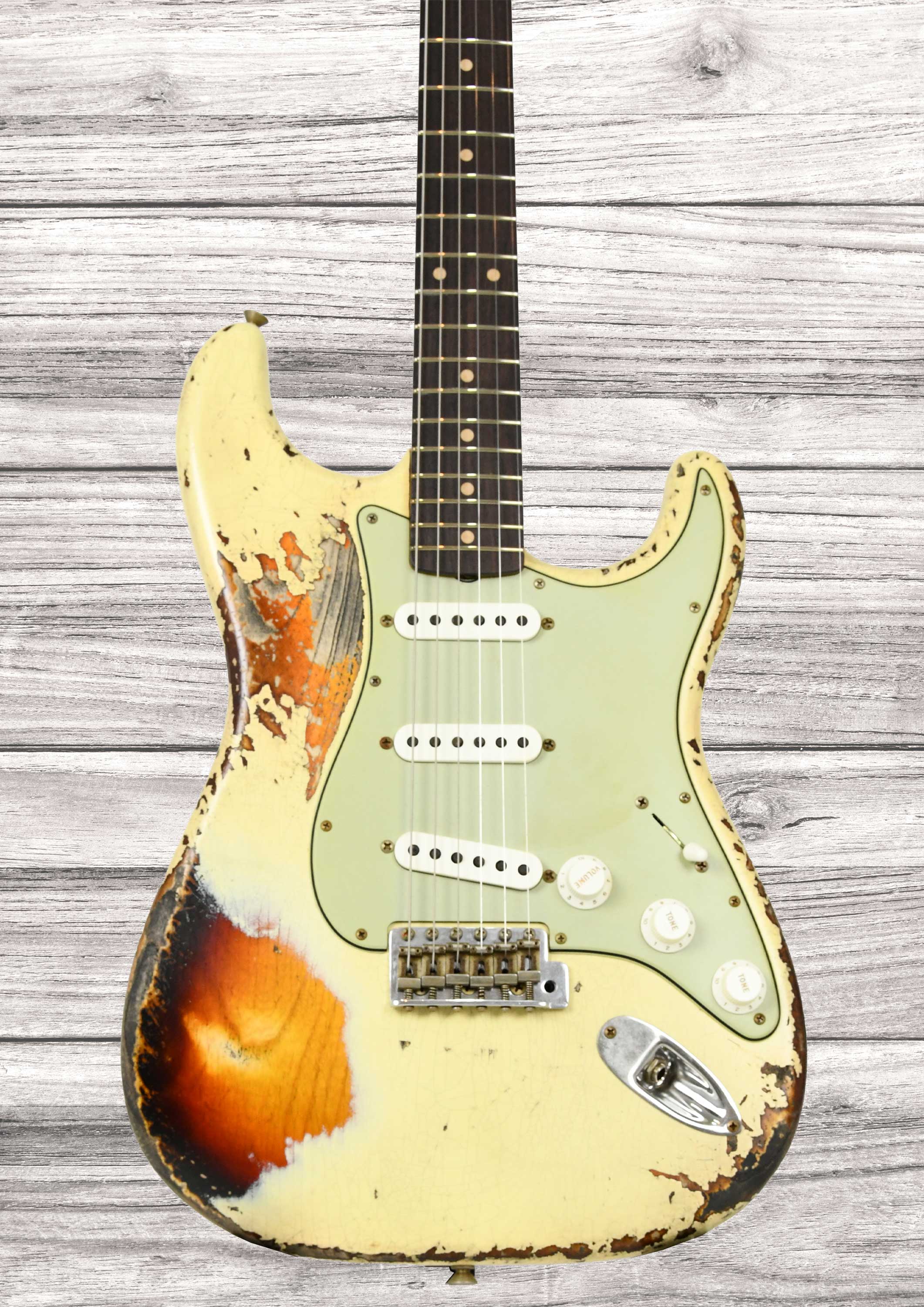 fender-custom-shop-limited-edition-61-stratocaster-super-heavy-relic-avwt-3tsb_6a048040ee548.jpg