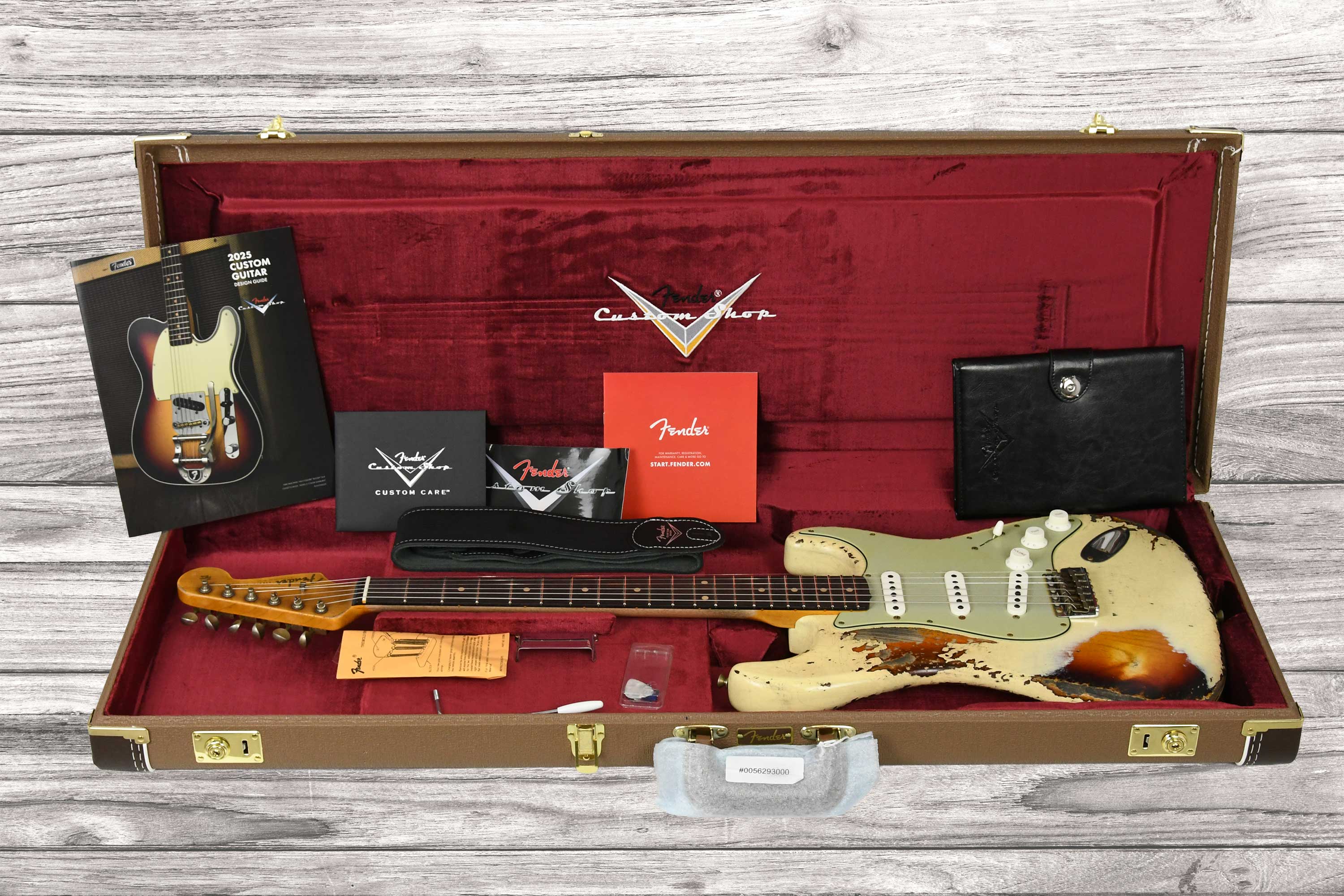fender-custom-shop-limited-edition-61-stratocaster-super-heavy-relic-avwt-3tsb_6a0480548cecb.jpg