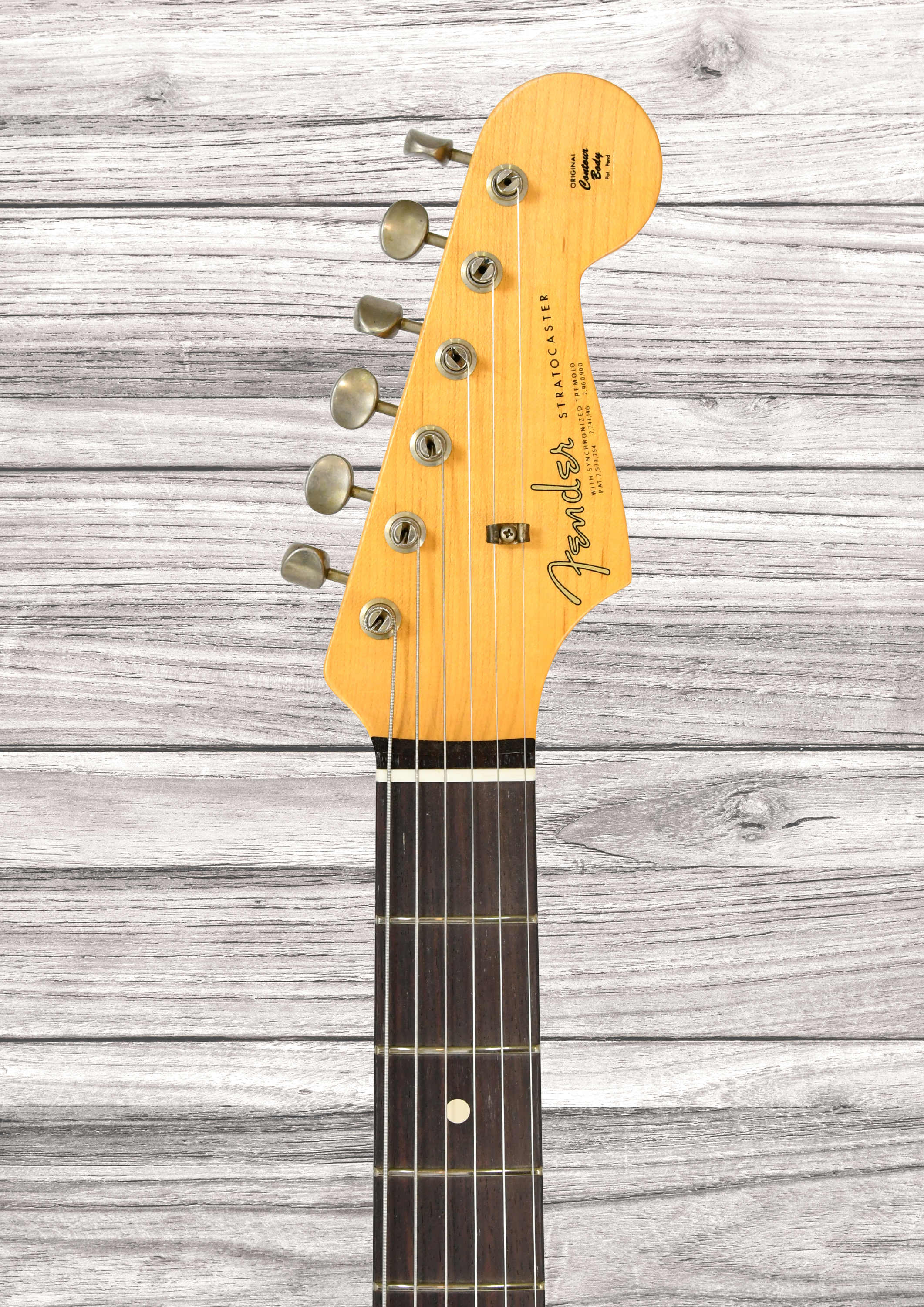 fender-custom-shop-limited-edition-63-stratocaster-journeyman-candy-apple-red_69315d1e45453.png