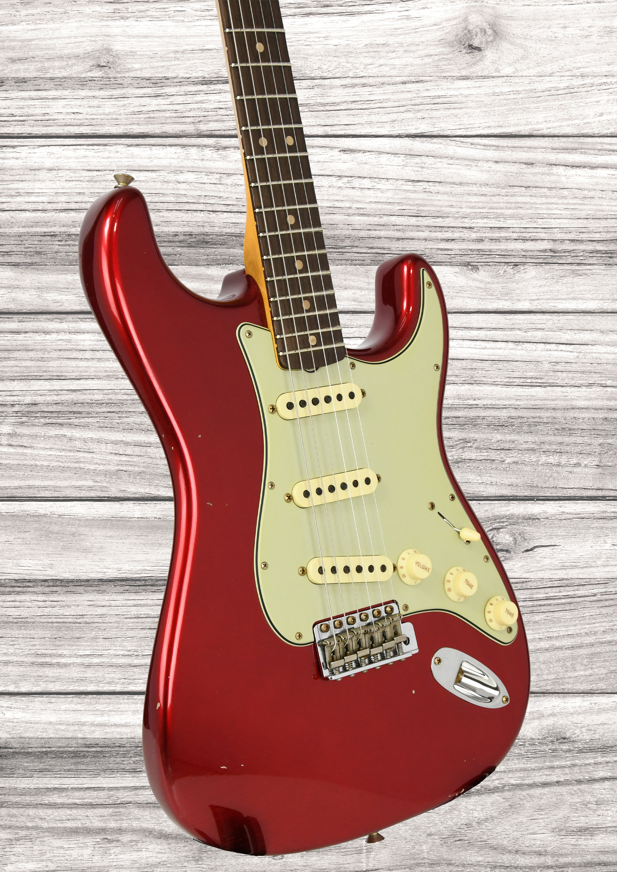 fender-custom-shop-limited-edition-63-stratocaster-journeyman-candy-apple-red_69315d390d554.png