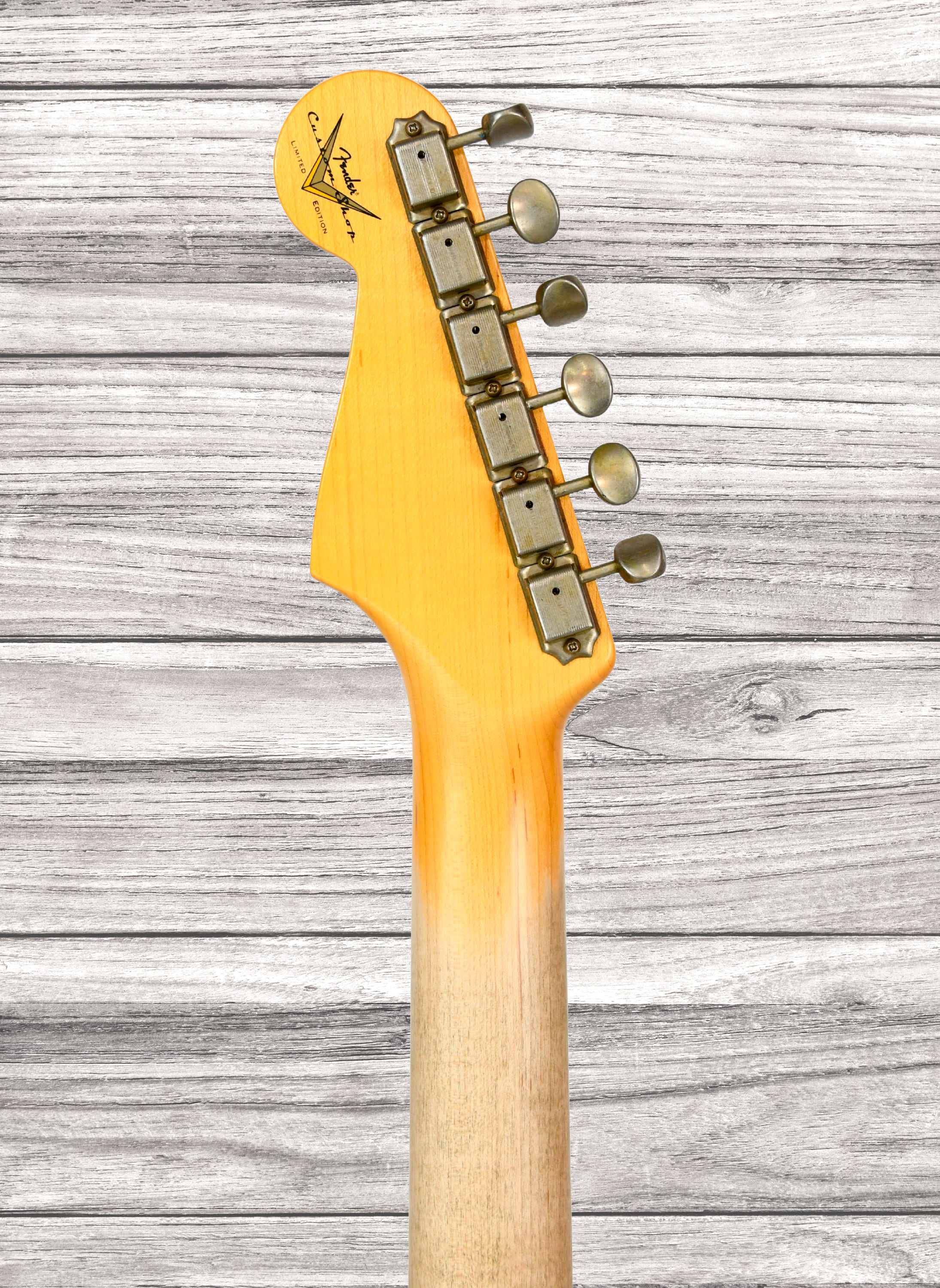 fender-custom-shop-limited-edition-63-stratocaster-journeyman-candy-apple-redbmade-in-usa-b-corpo-alder-braco-rift-sawn-maple-bperfil-do-braco-60-style-oval_681e2e767e79a.jpg
