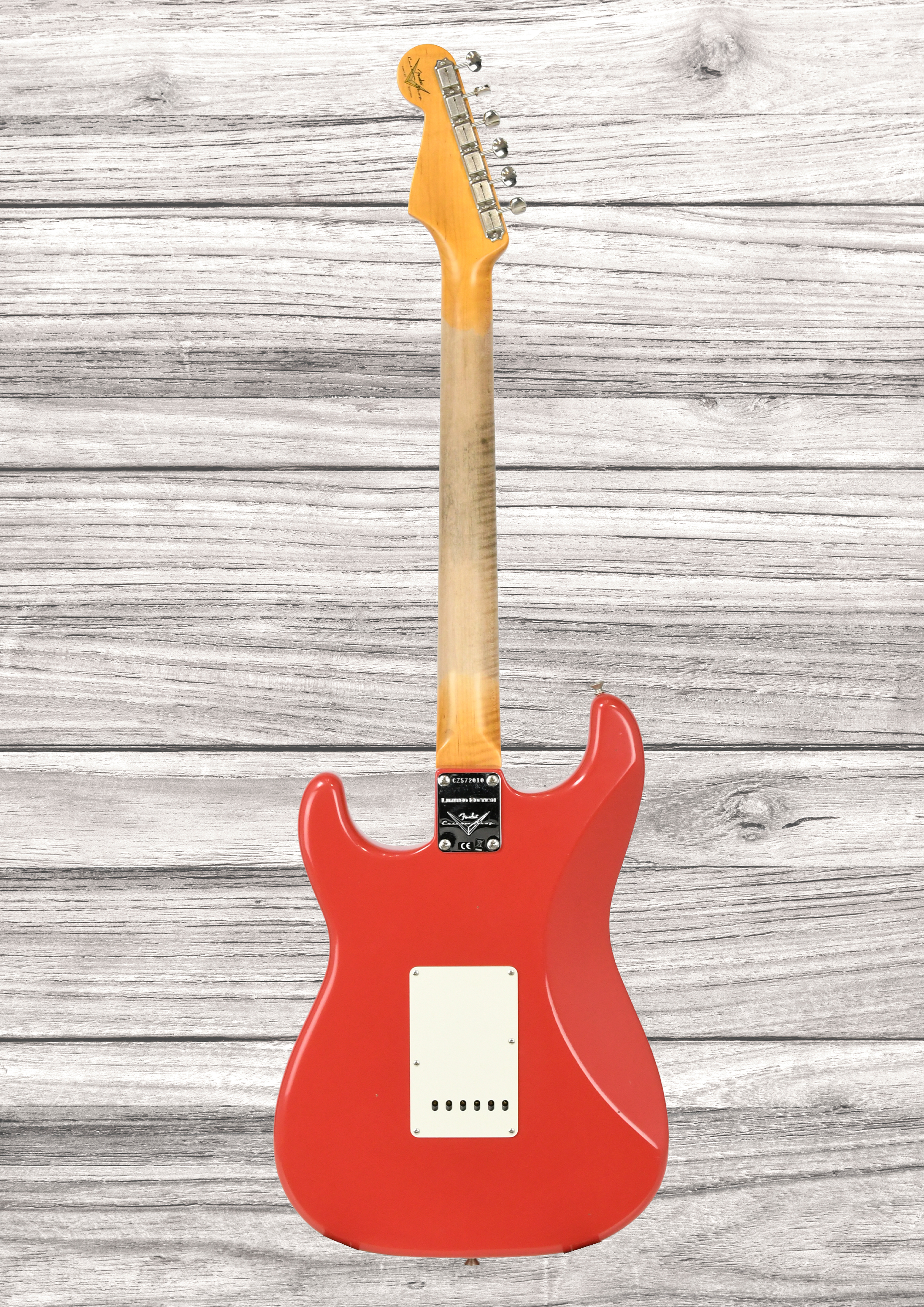 fender-custom-shop-limited-edition-63-stratocaster-journeyman-relic-aged-fiesta-red_694ab7450a637.jpg