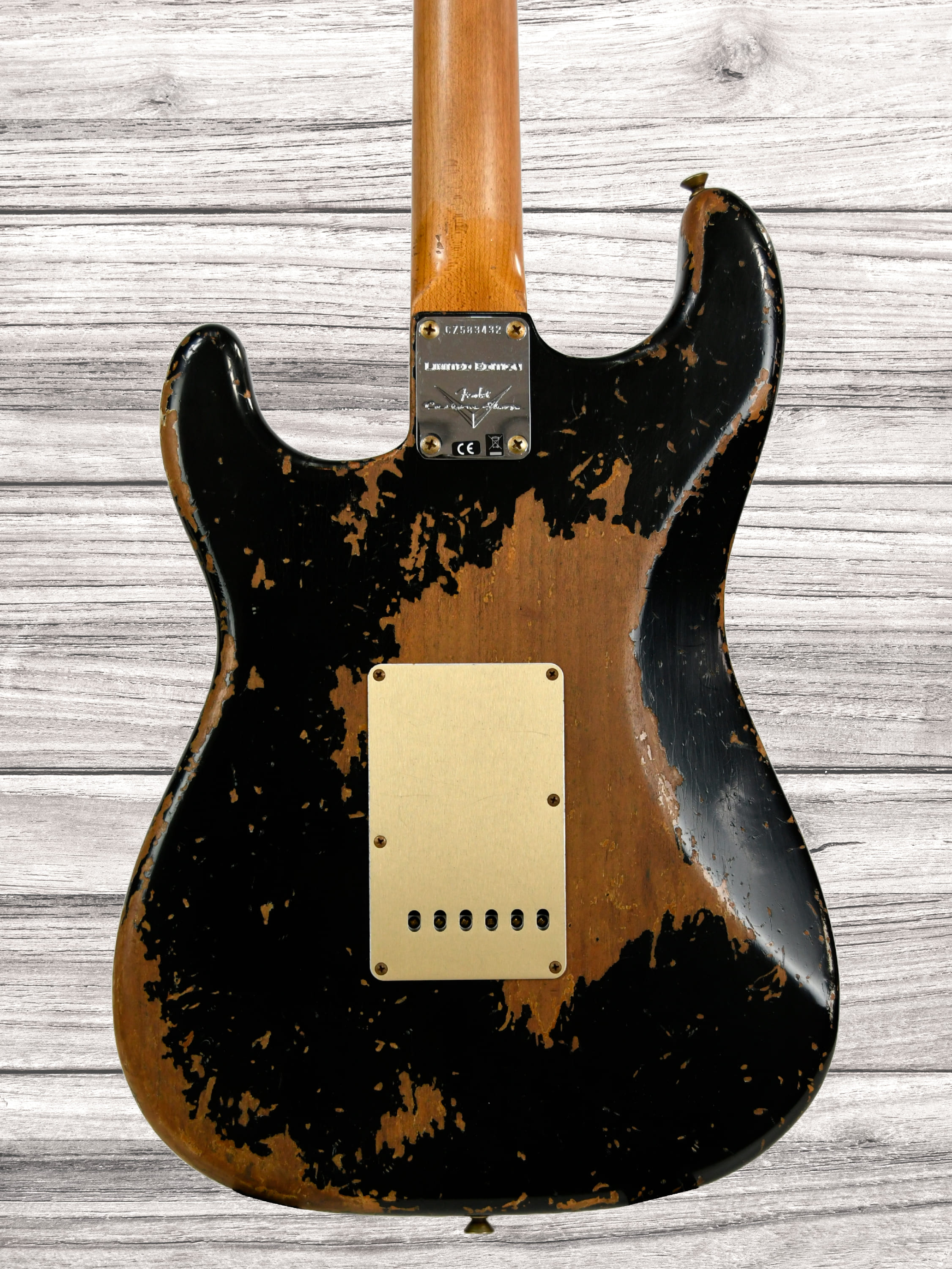 fender-custom-shop-limited-edition-66-stratocaster-super-heavy-relic-aged-black_678a440aa3c85.jpg