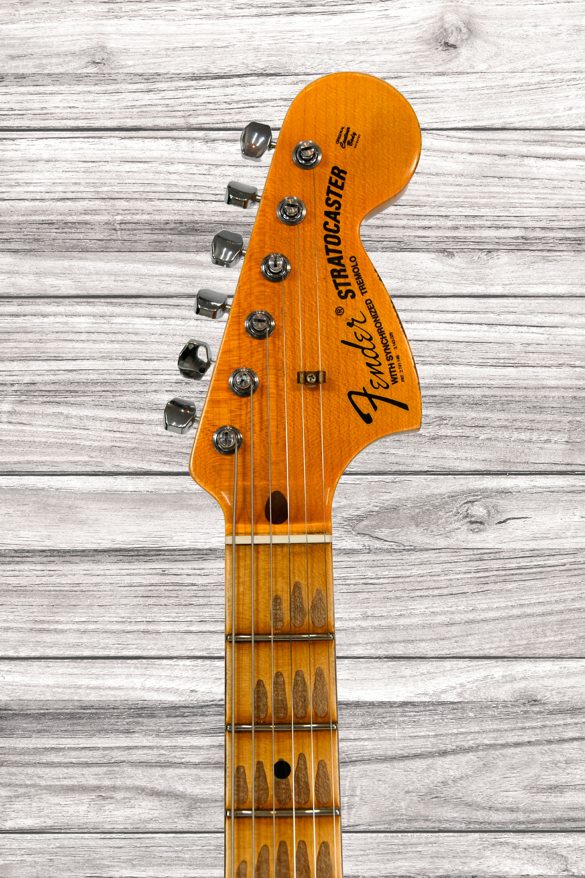 fender-custom-shop-limited-edition-69-stratocaster-heavy-relic-aged-fiesta-red_6874f2167e200.jpg