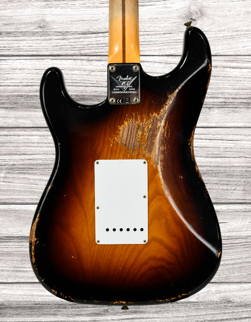 fender-custom-shop-limited-edition-70th-anniversary-1954-stratocaster-heavy-relic_68ee515b8a37a.jpg