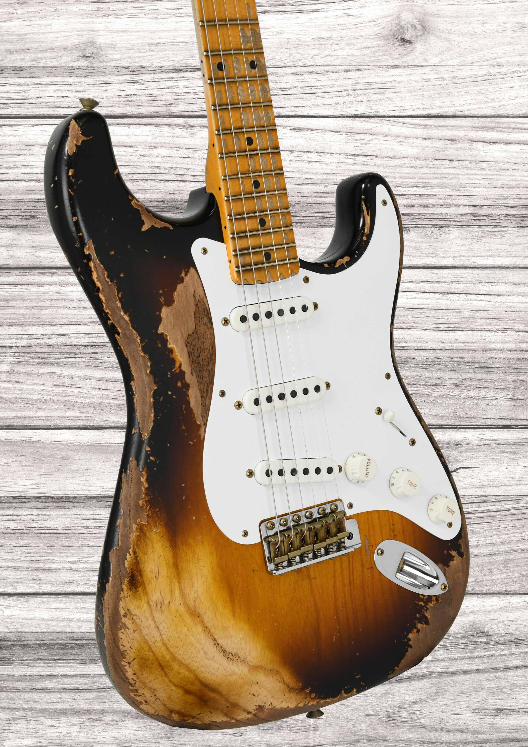 fender-custom-shop-limited-edition-70th-anniversary-54-strat-super-heavy-relic-2-color-sunburst_6932aaf22c5a2.png