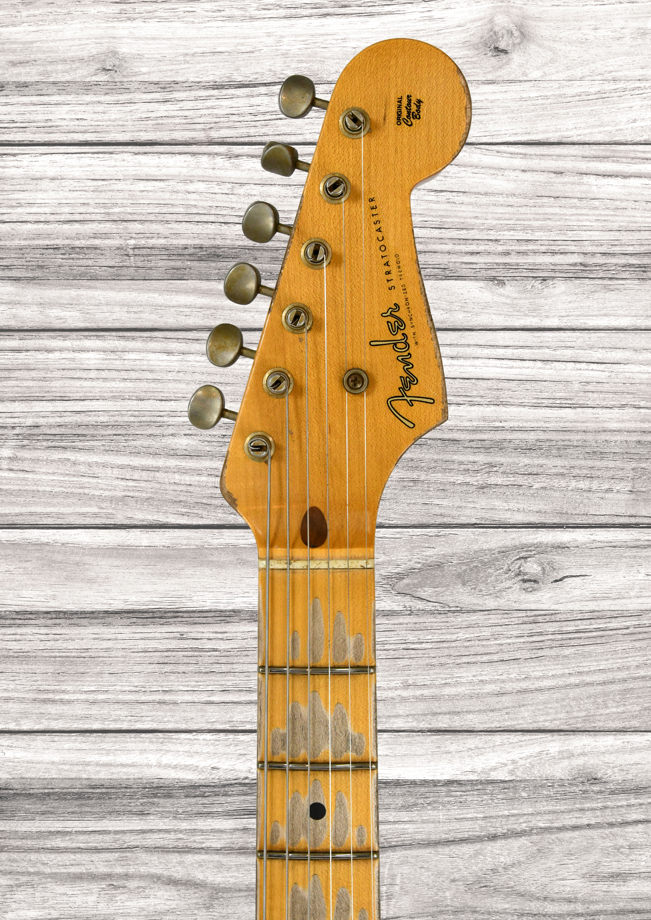 fender-custom-shop-limited-edition-70th-anniversary-54-strat-super-heavy-relic-2-color-sunburst_6932ab192f888.jpg