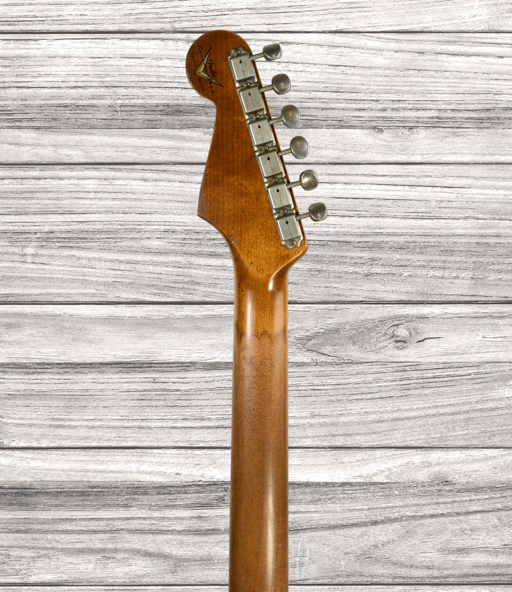 fender-custom-shop-limited-edition-roasted-61-super-heavy-relic-rosewood-fingerboard-sherwood-green-over-sunburst_64b517f8cfc04.png