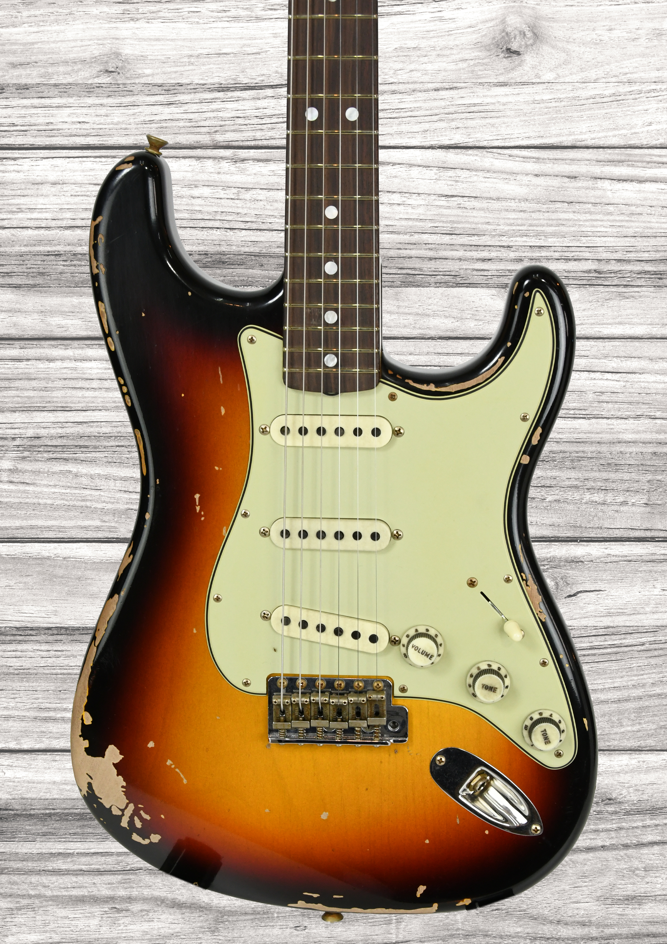 fender-custom-shop-michael-landau-signature-1968-round-laminated-rosewood-bleached-3-color-sunburst_6904f6fb00a0f.jpg