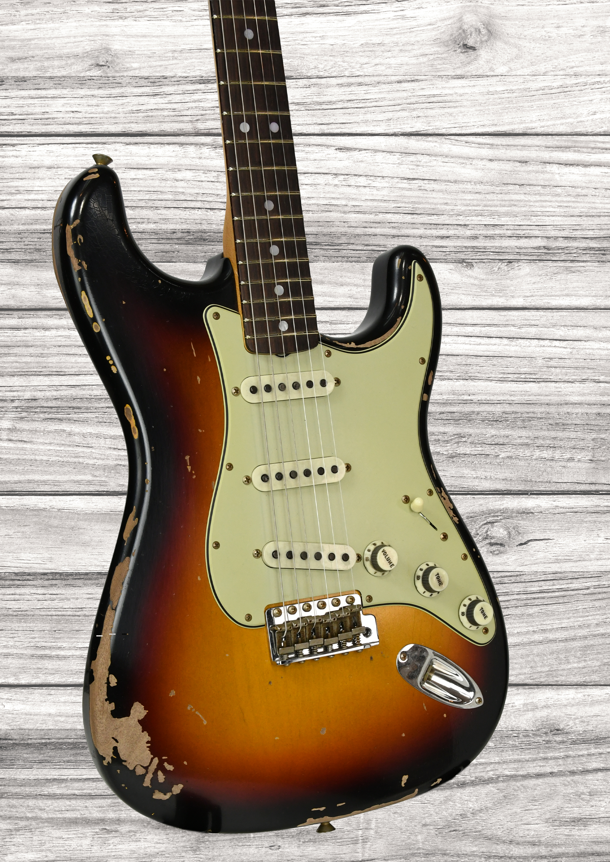 fender-custom-shop-michael-landau-signature-1968-round-laminated-rosewood-bleached-3-color-sunburst_6904f727010da.jpg
