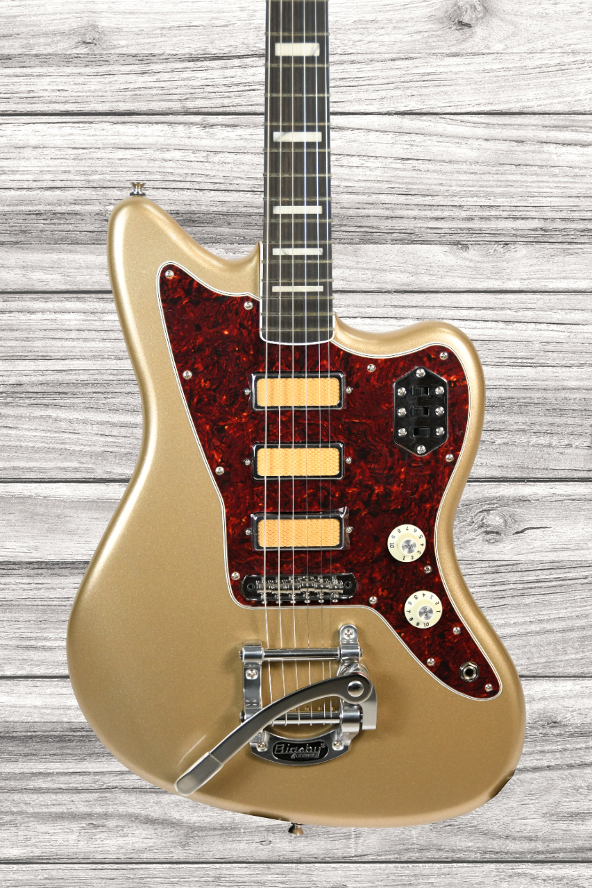 fender-gold-foil-jazzmaster-ebony-fingerboard-shoreline-gold_6418917268b6f.jpg