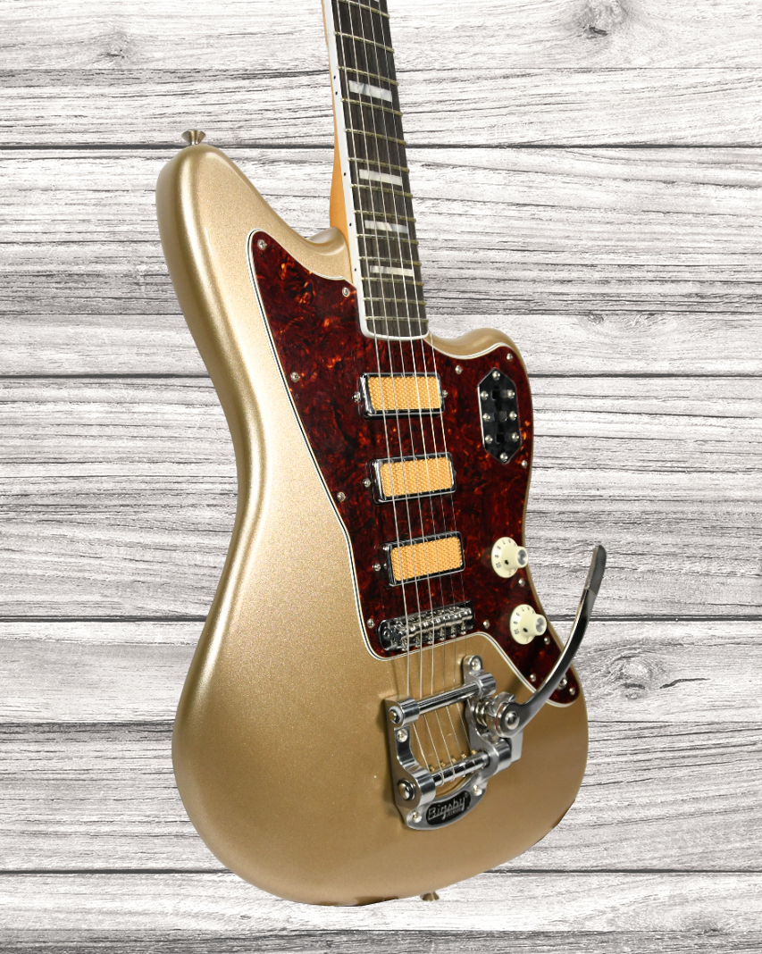 fender-gold-foil-jazzmaster-ebony-fingerboard-shoreline-gold_64189176bfb3f.png