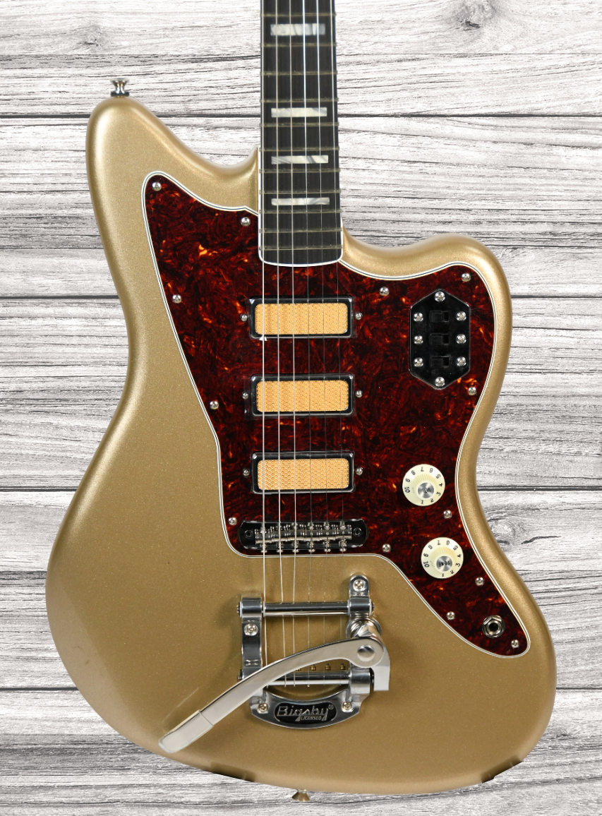 fender-gold-foil-jazzmaster-ebony-fingerboard-shoreline-gold_64189179f3cf5.png