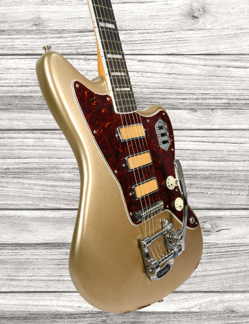 fender-gold-foil-jazzmaster-ebony-fingerboard-shoreline-gold_6418917a86b84.jpg