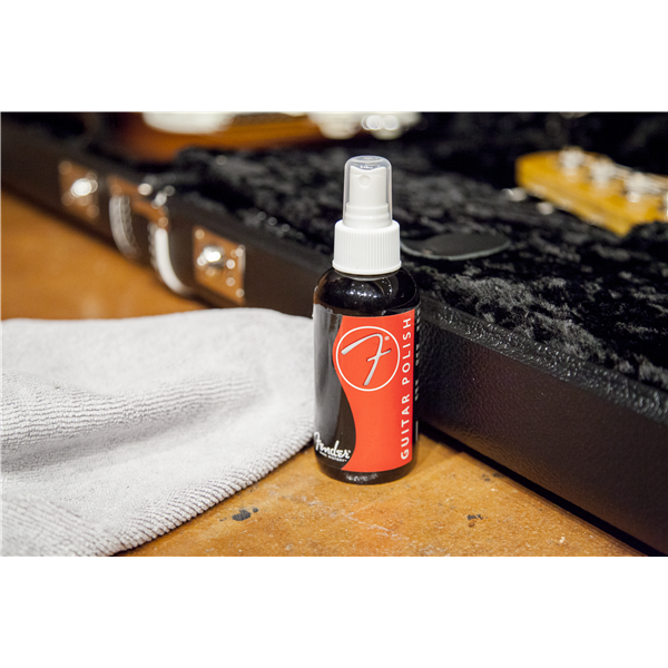 fender-gtr-polish-4-oz-bomba-spray_60141f0794ec6.png