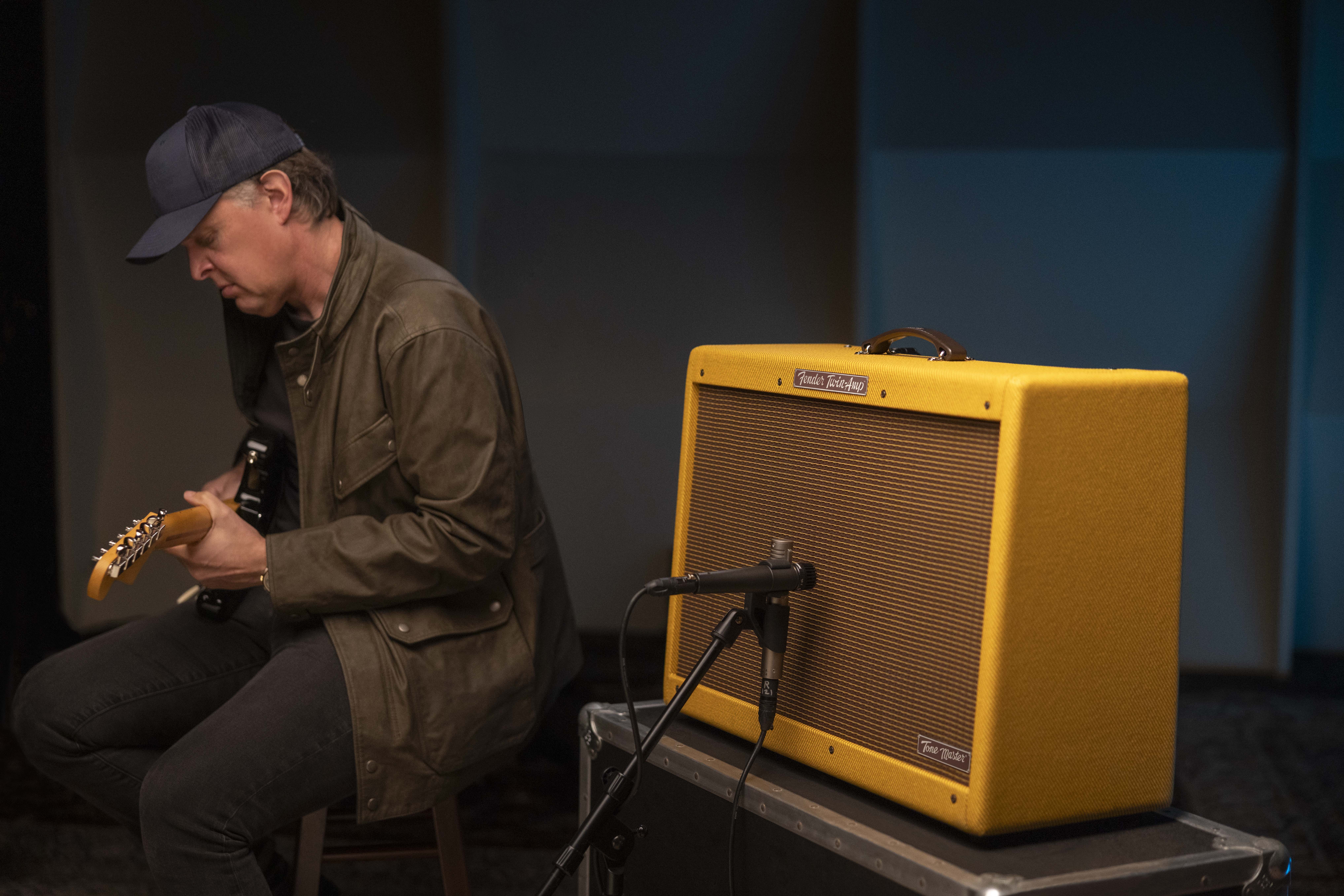 fender-joe-bonamassa-tone-master-59-twin-amp-o-som-lendario-dos-anos-50-com-tecnologia-moderna-_6ac7a4220fc94.jpg