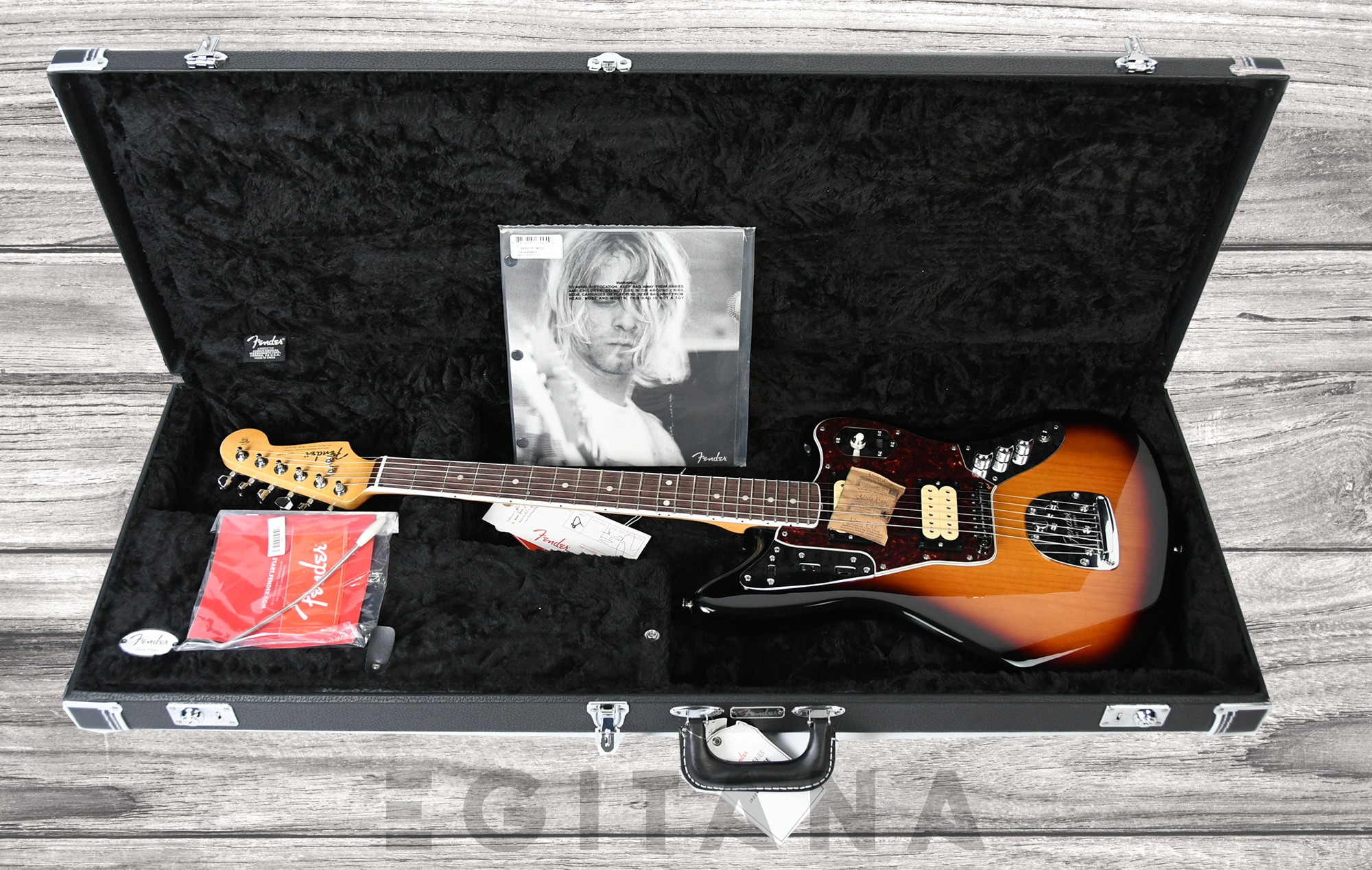 fender-kurt-cobain-jaguar_63751e423e021.jpg