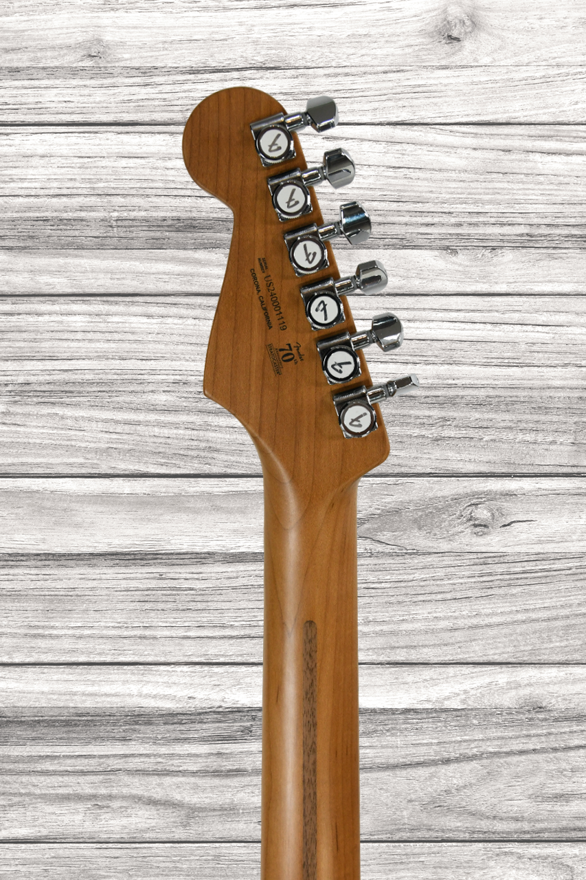 fender-limited-edition-american-ultra-roasted-maple-fingerboard-honey-burst_668271525de20.png