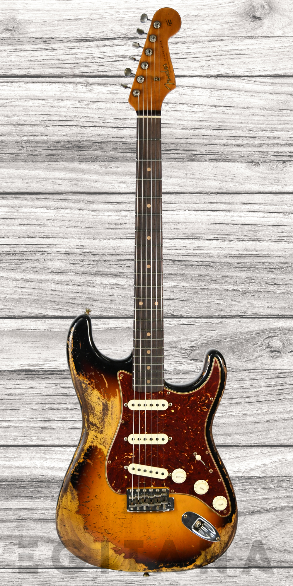 fender-limited-edition-roasted-61-super-heavy-relic-flat-lam-rosewood-fingerboard-aged-3-color-sunburst_63d7d480aaf36.jpg