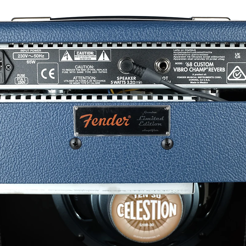 fender-ltd-68-custom-vibro-champ-navy_6695251f7eca0.jpg