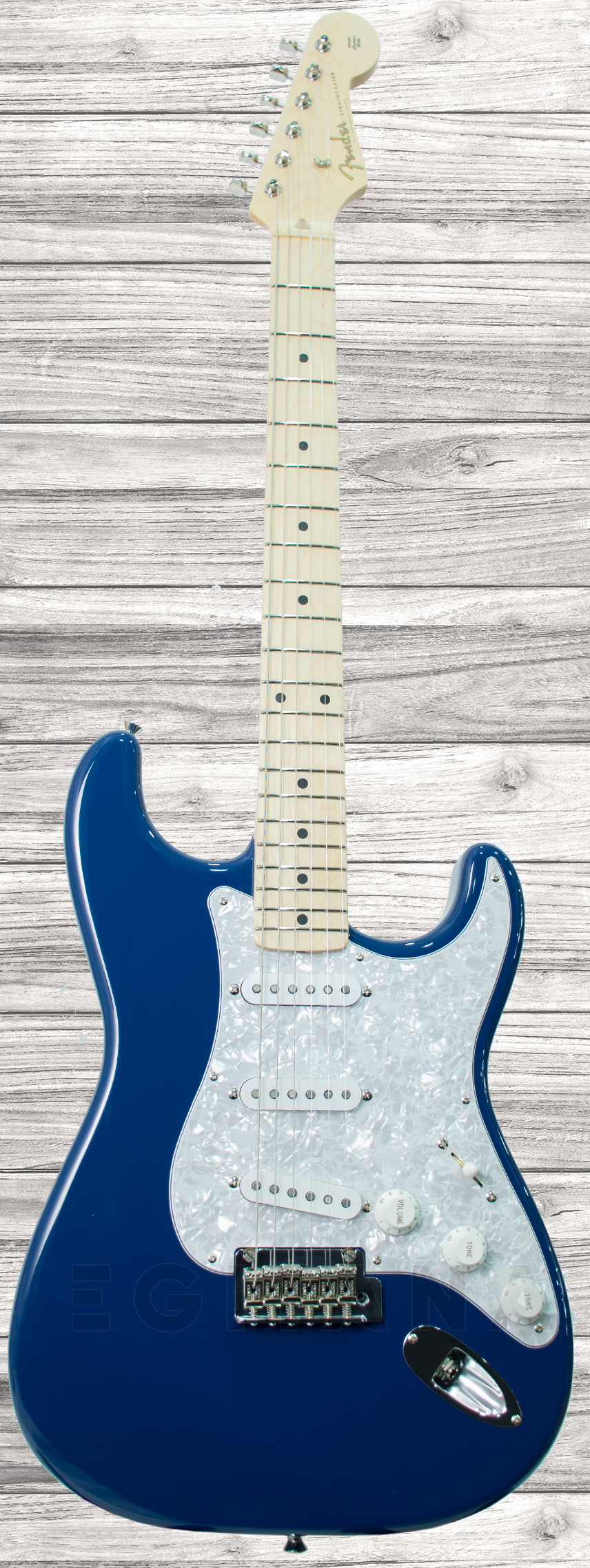 fender-made-in-japan-hybrid-stratocaster-indigo_5efe0869a97b8.jpg