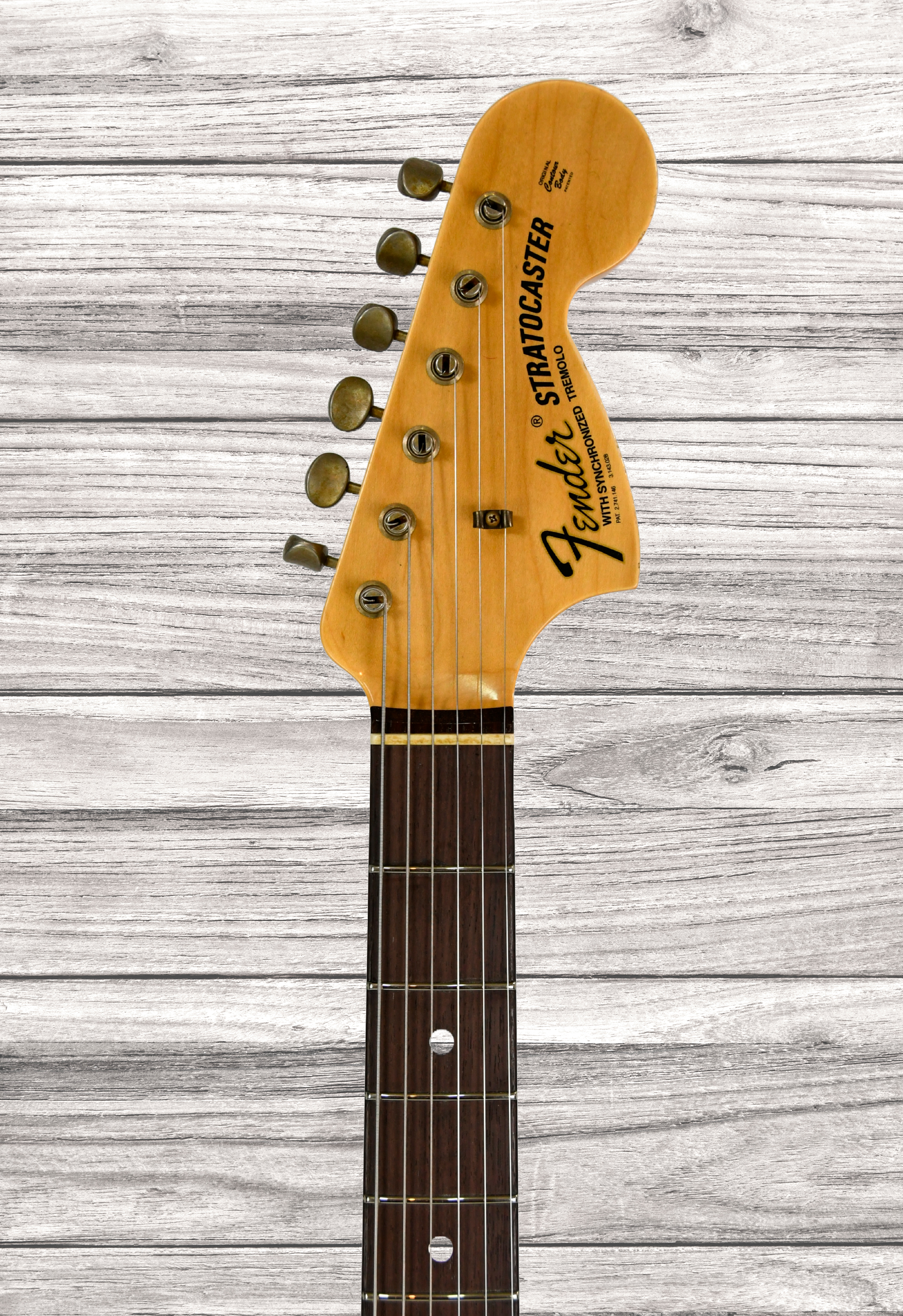 fender-michael-landau-signature-1968-stratocaster-round-laminated-rosewood-black_679bba699a347.jpg