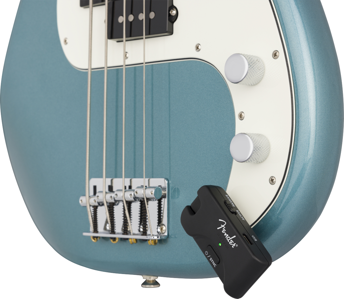 fender-telepath-wireless-transmitter_6a4b8aa20f69e.jpg