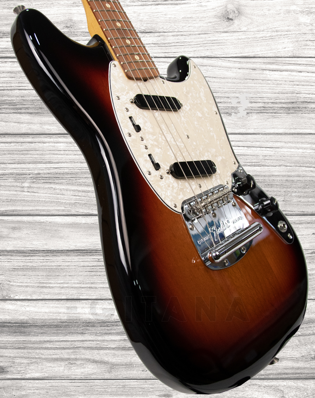 fender-vintera-60s-mustang-3-sb_5f69ce473bbca.jpg