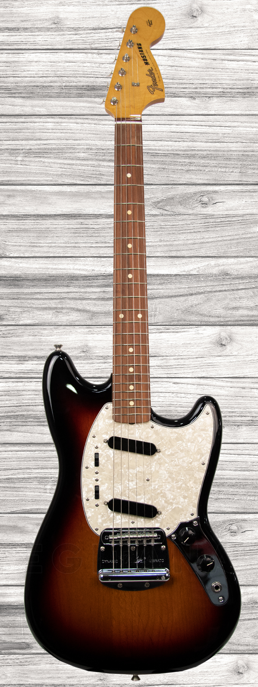 fender-vintera-60s-mustang-3-sb_5f69ce4938194.jpg