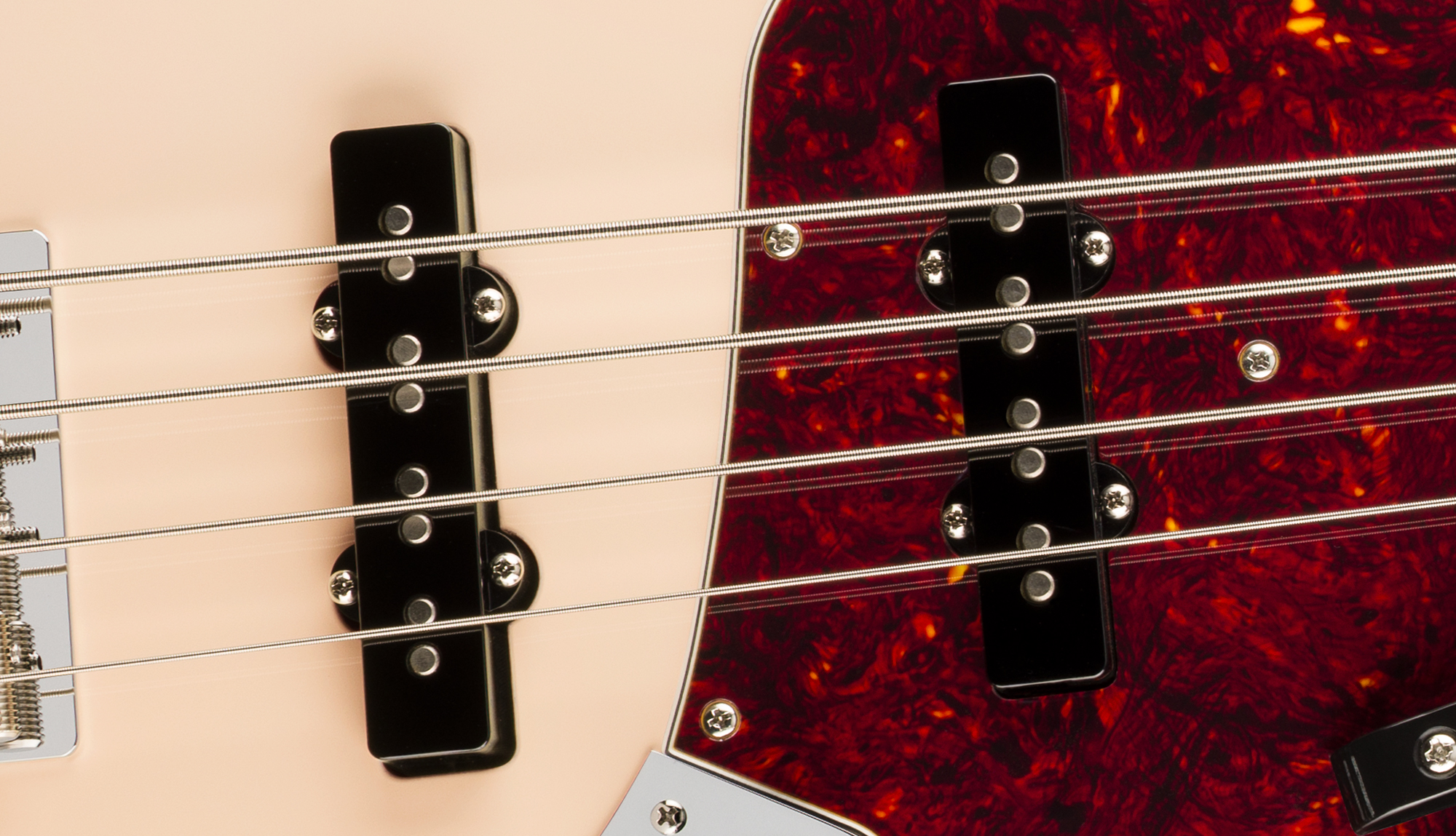 fender-vintera-iii-early-60s-jazz-bass-escala-em-rosewood-olympic-white_6a70c40e8bc7d.jpg