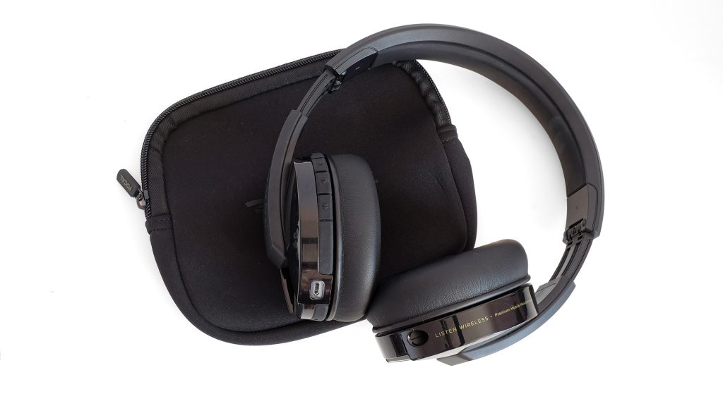 focal-listen-wireless-black_5bc4a8554fff8.jpg