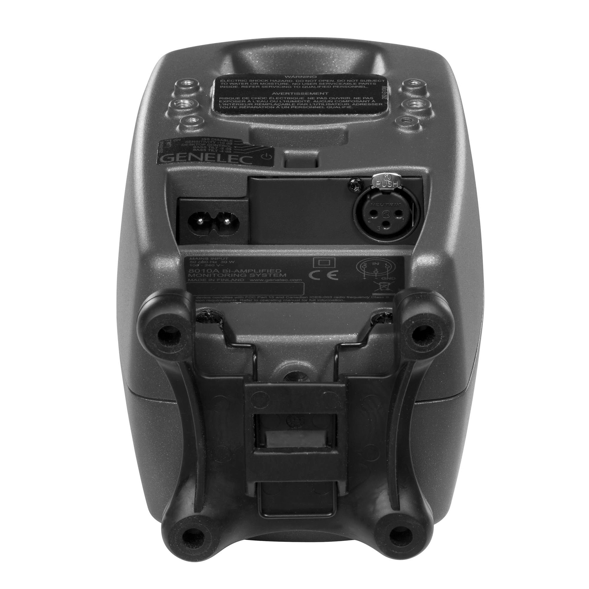 genelec-8010-am_6a6b4bd6b93cc.png