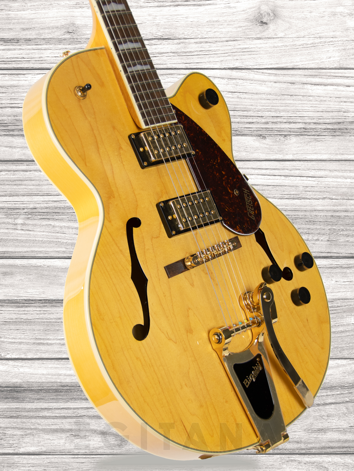 gretsch-g2410tg-strml-sc-bgsby-vamber_60ad3273a9b65.jpg