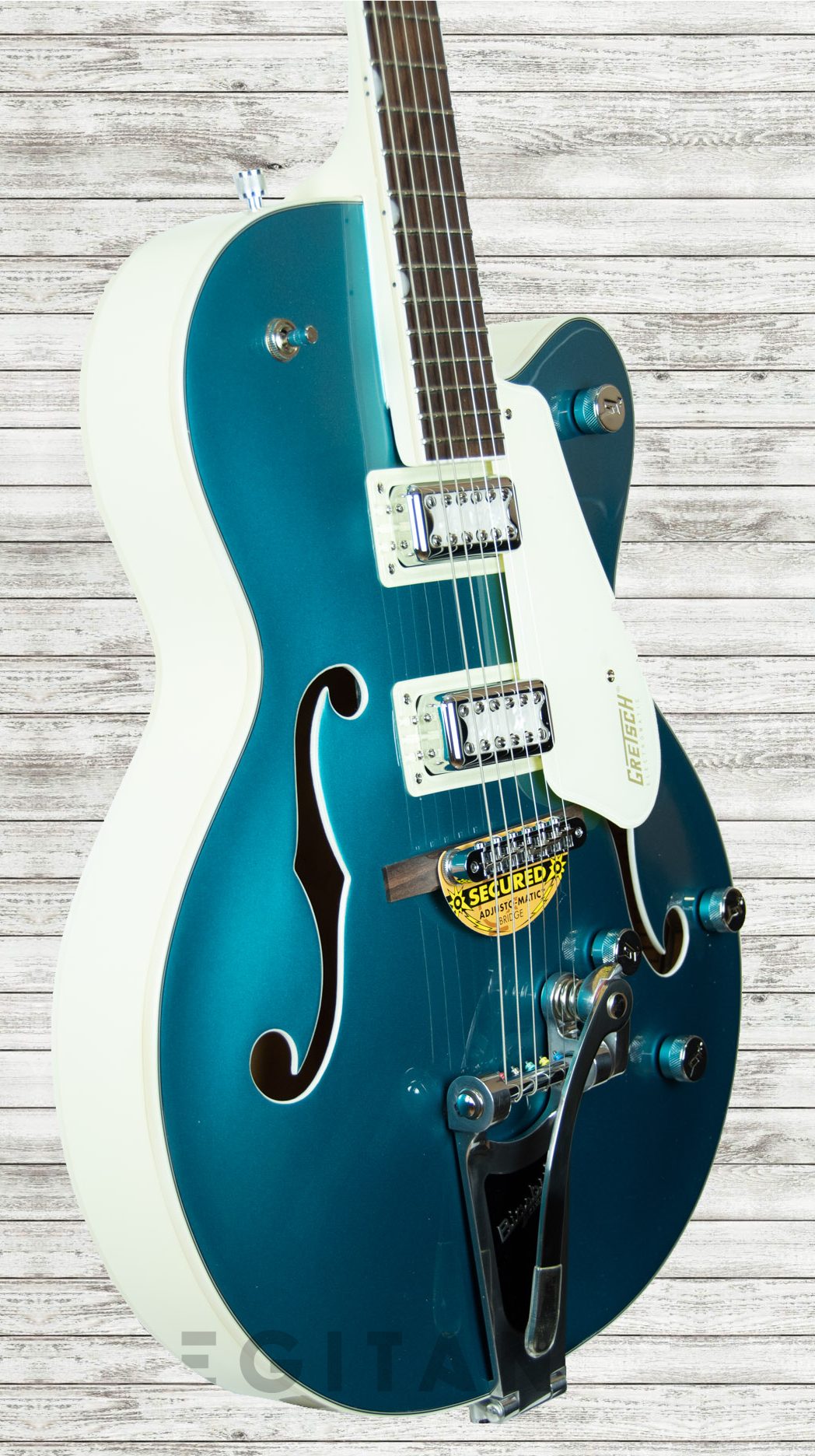 gretsch-g5410t-tri-five-ocean-turq_60f9978f37ac7.jpg